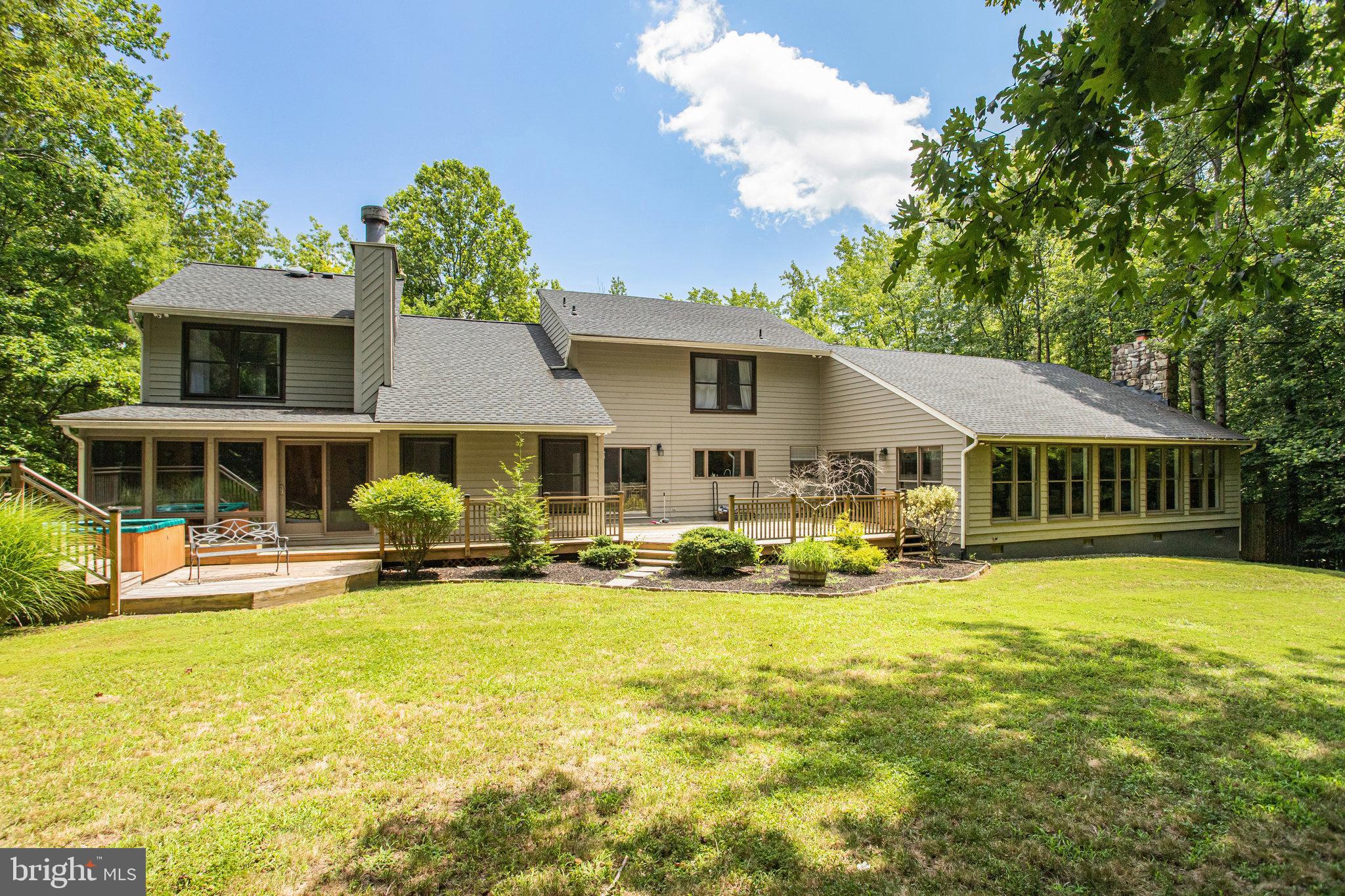 ROLLINSWOOD WEST - Residential