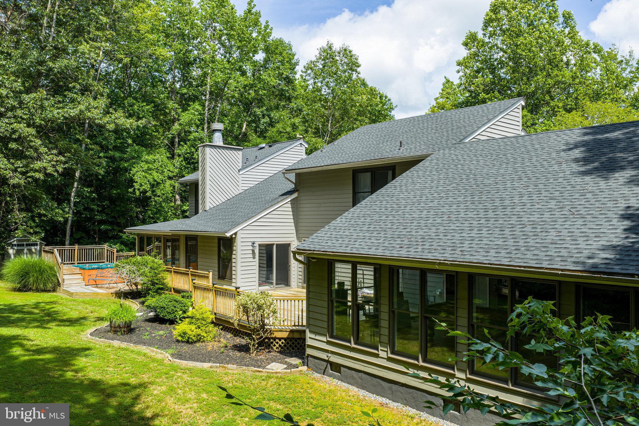 ROLLINSWOOD WEST - Residential