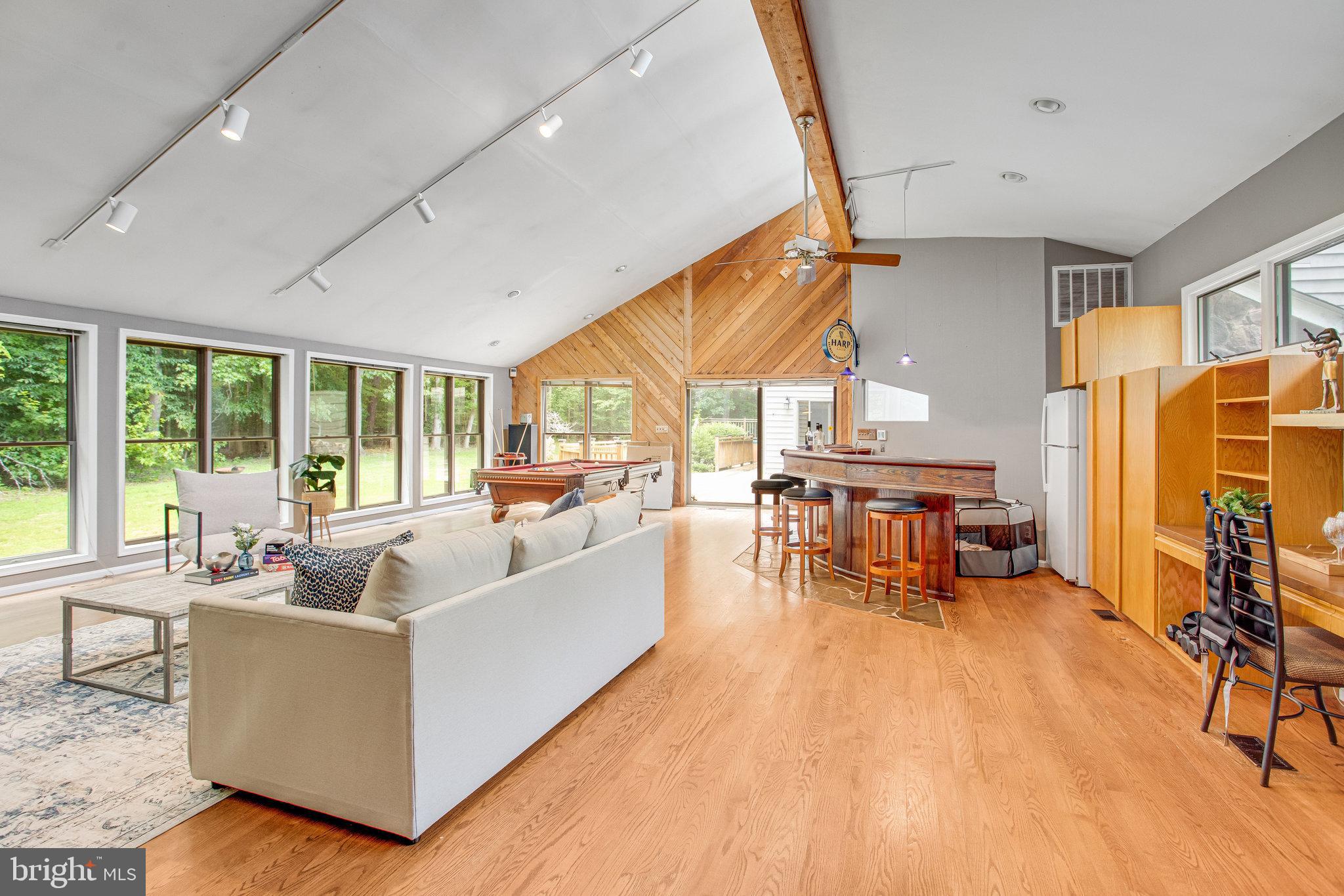 ROLLINSWOOD WEST - Residential