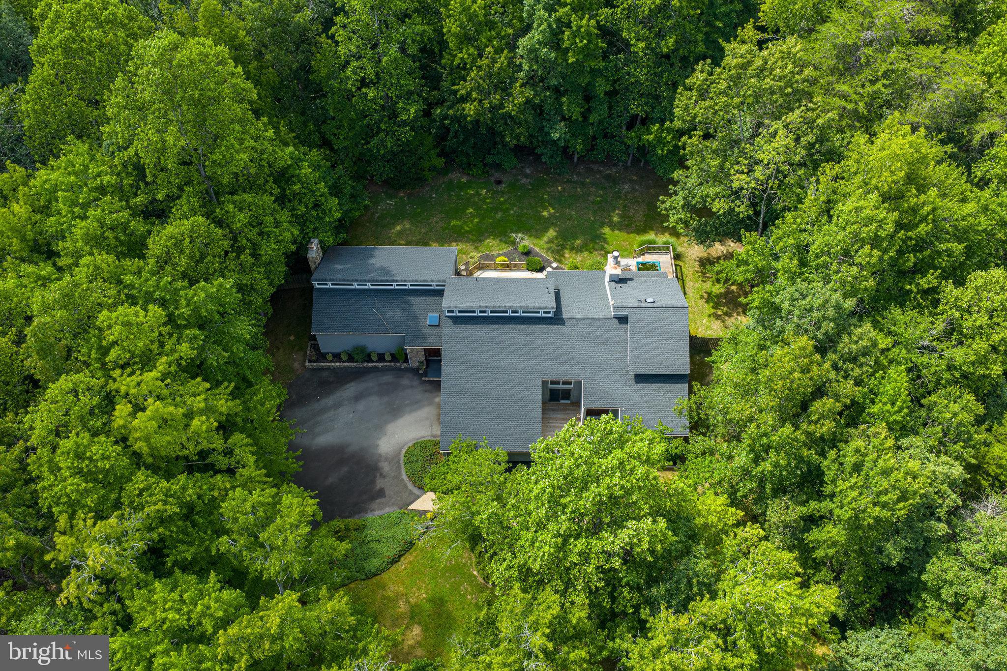 ROLLINSWOOD WEST - Residential