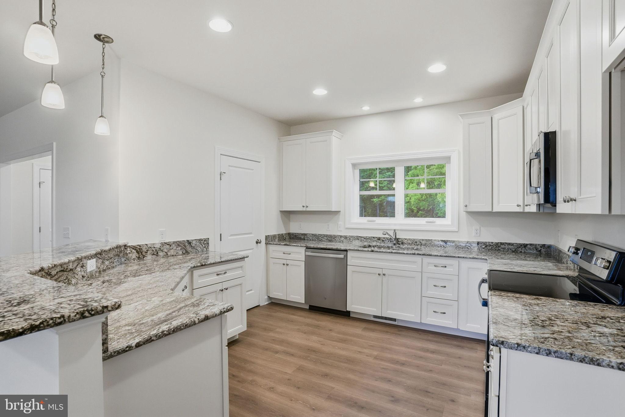 DOGWOOD MEADOWS - Residential