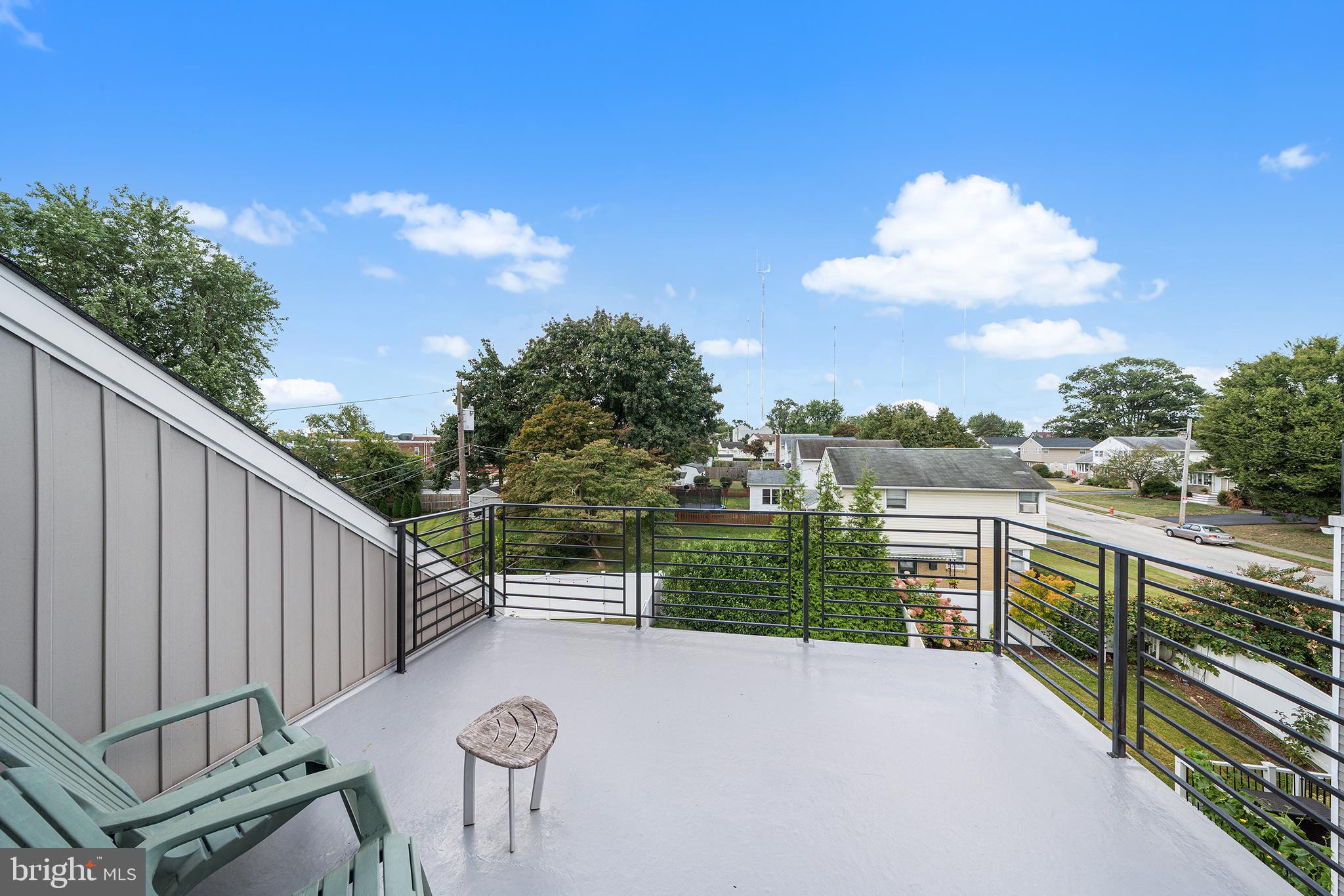 ROXBOROUGH - Residential