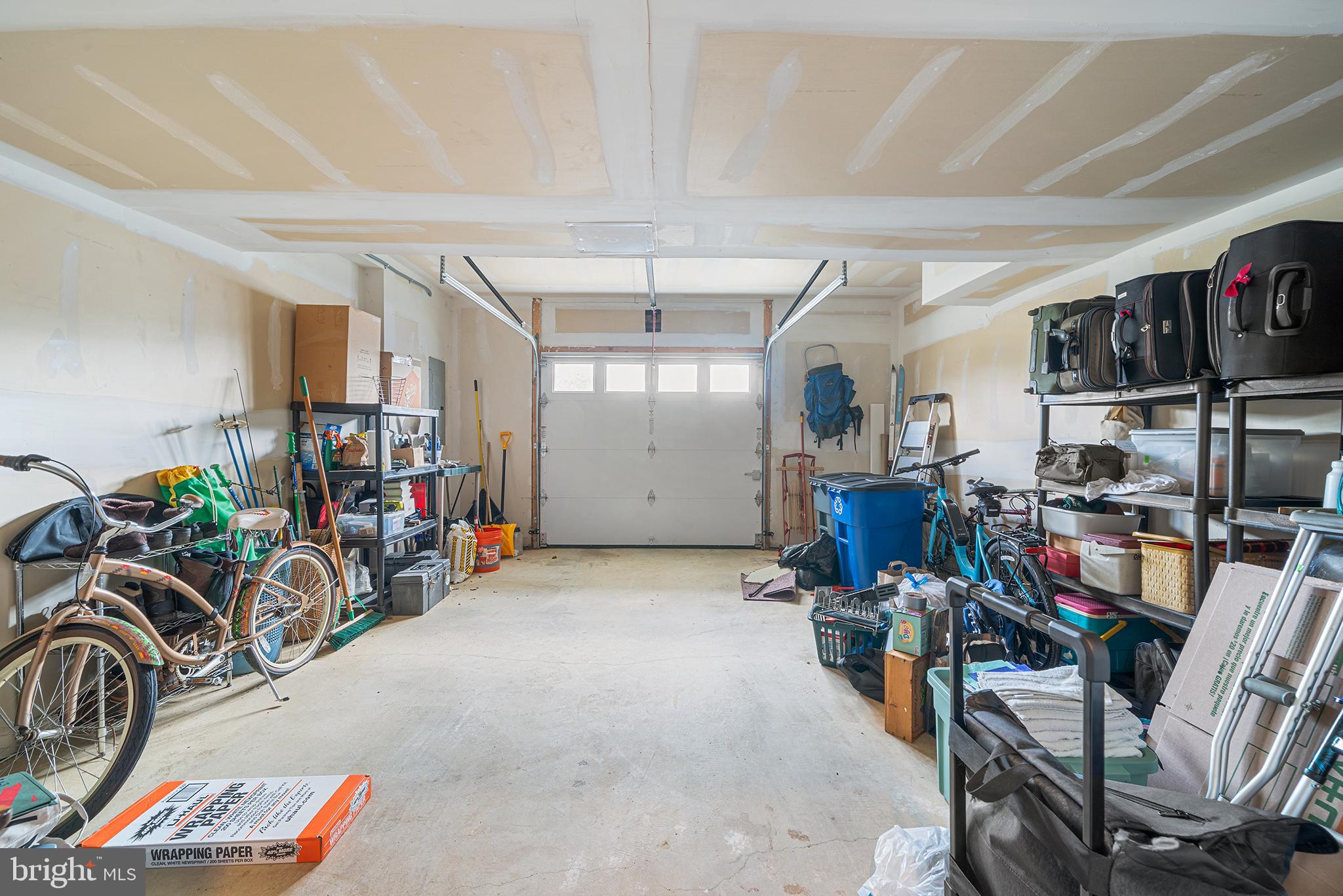 ROXBOROUGH - Residential