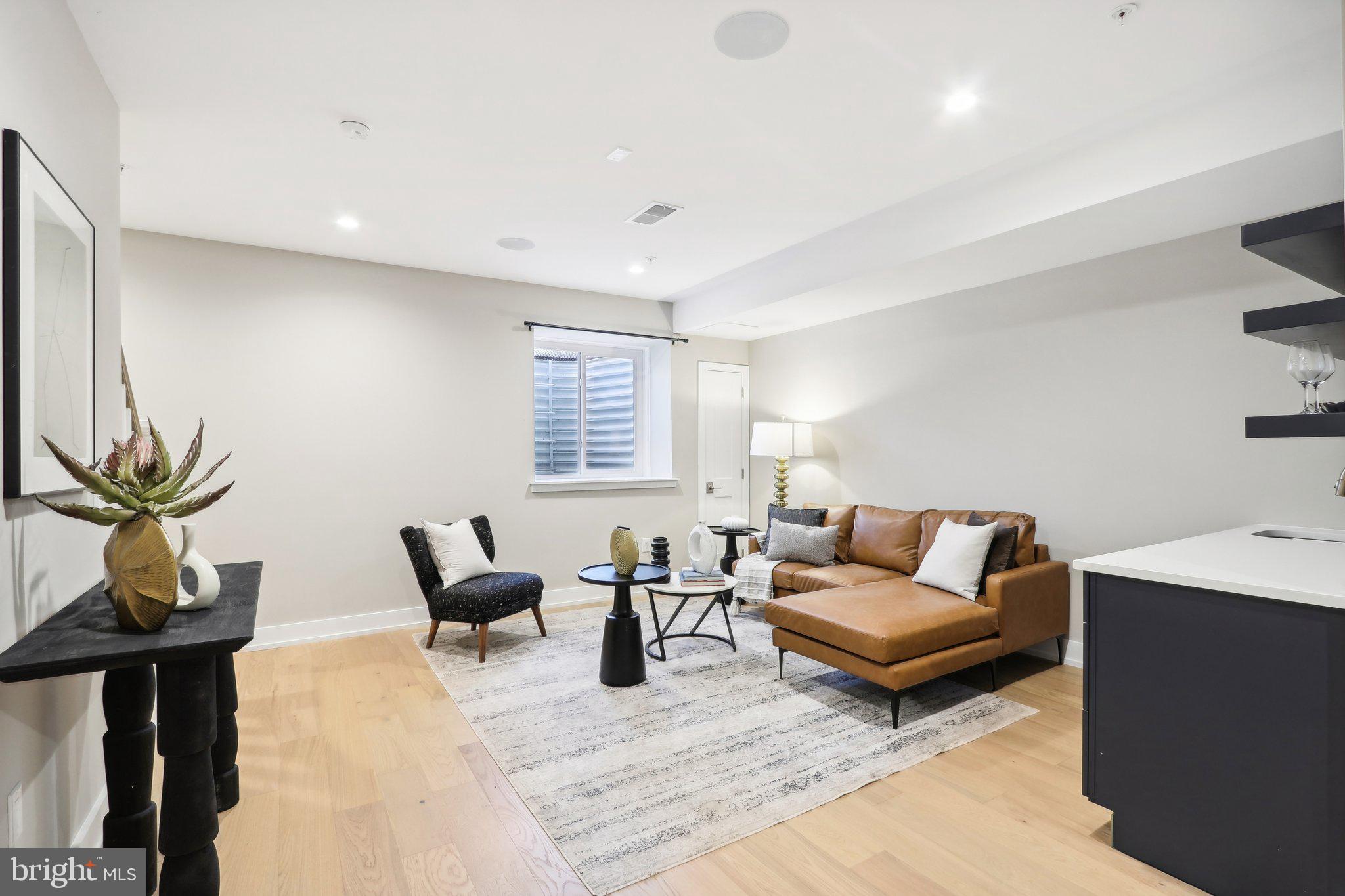 WYNDMOOR - Residential