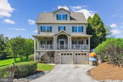 1108 HULL DRIVE EDGEWATER MD 21037
