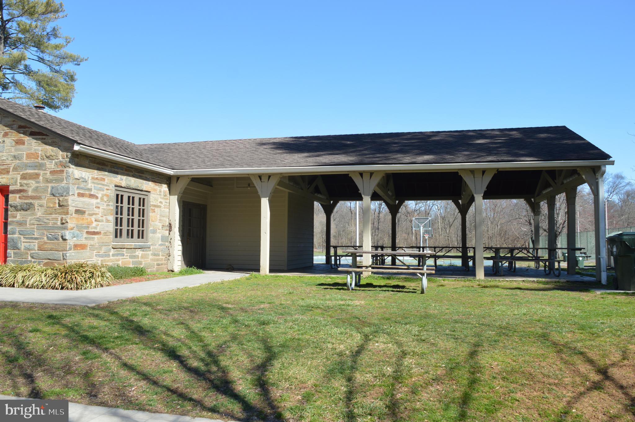 DONNEYBROOK - Residential