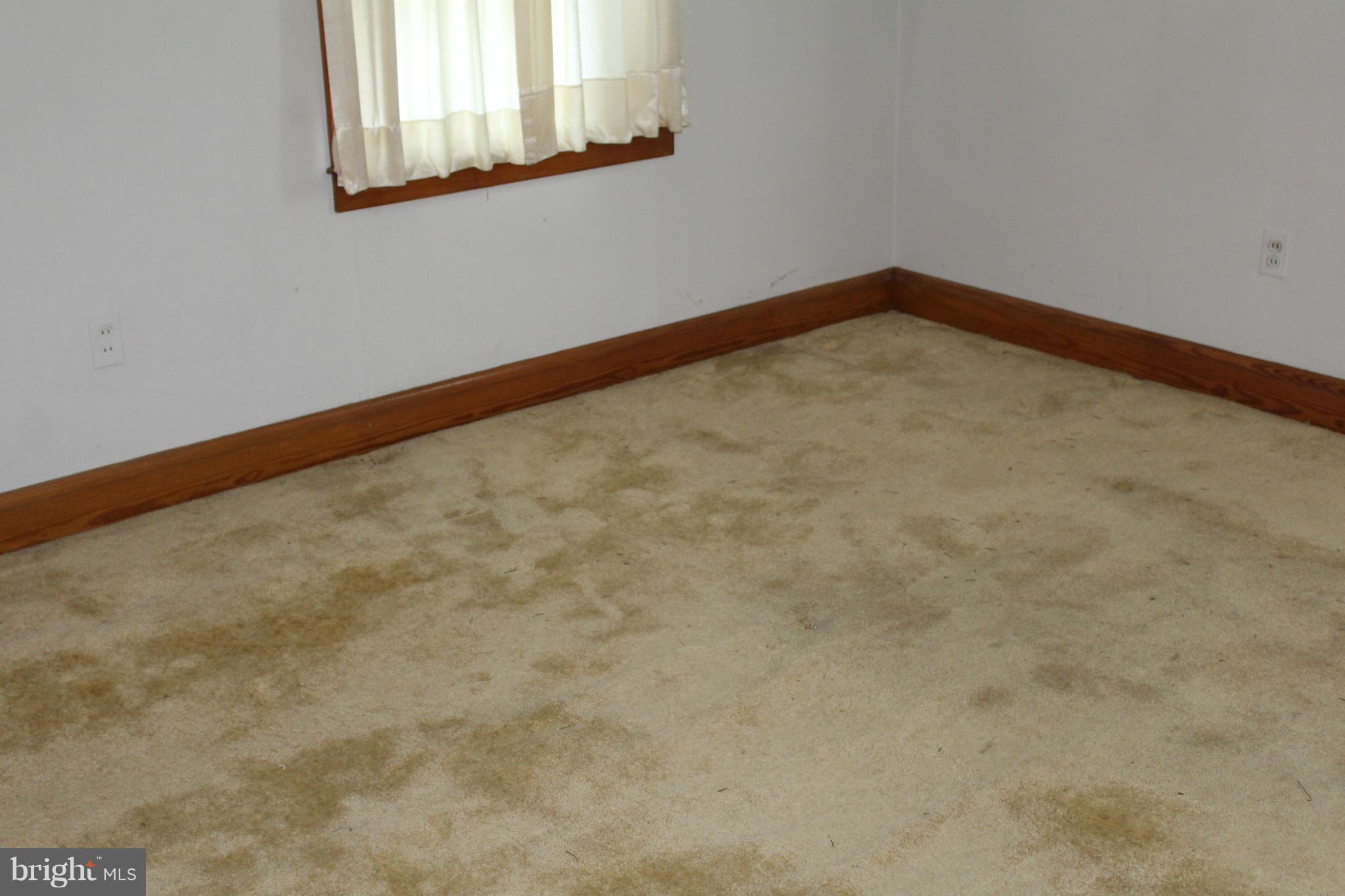 COLONIAL HOUSING - Residential