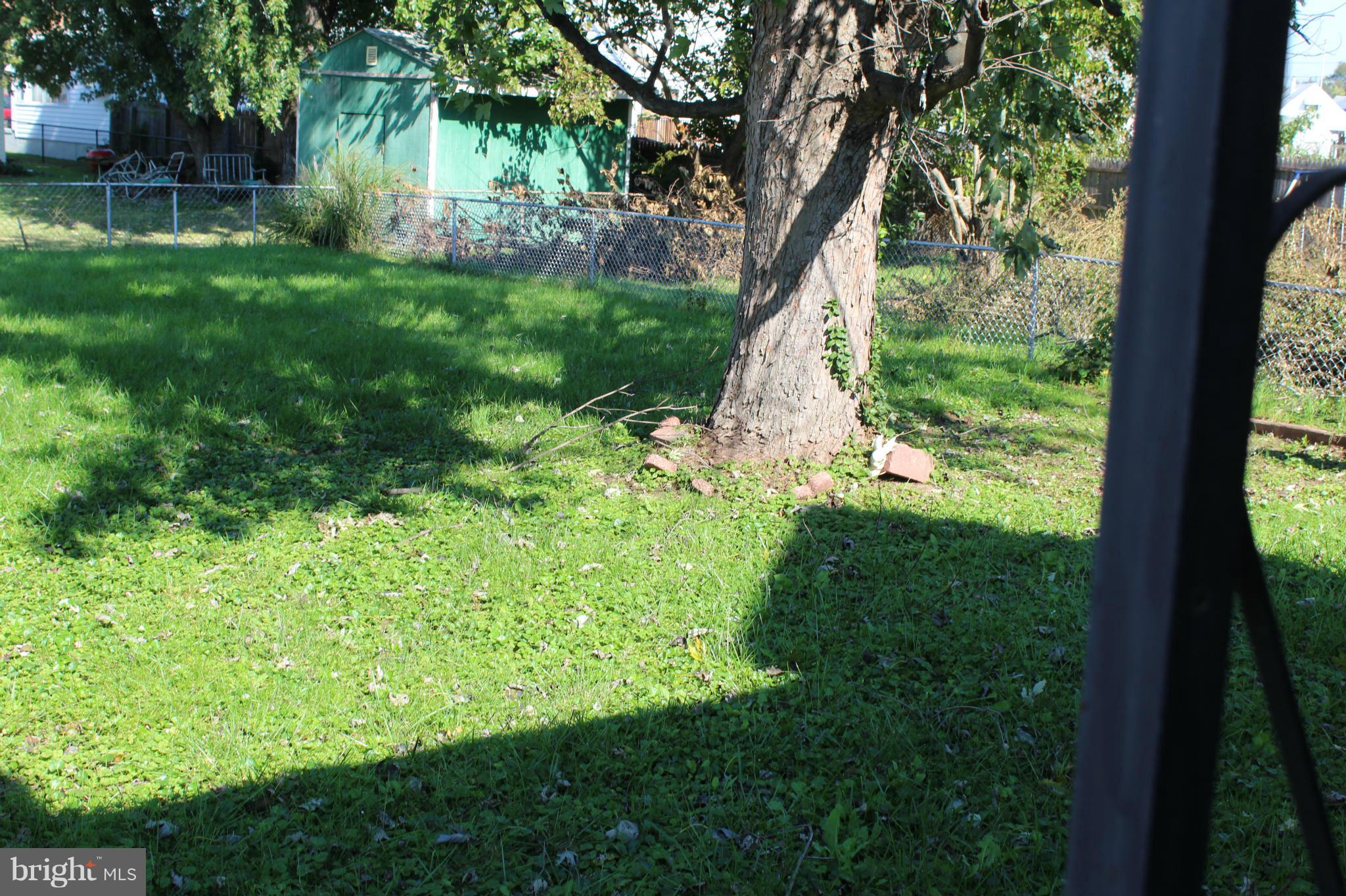 COLONIAL HOUSING - Residential