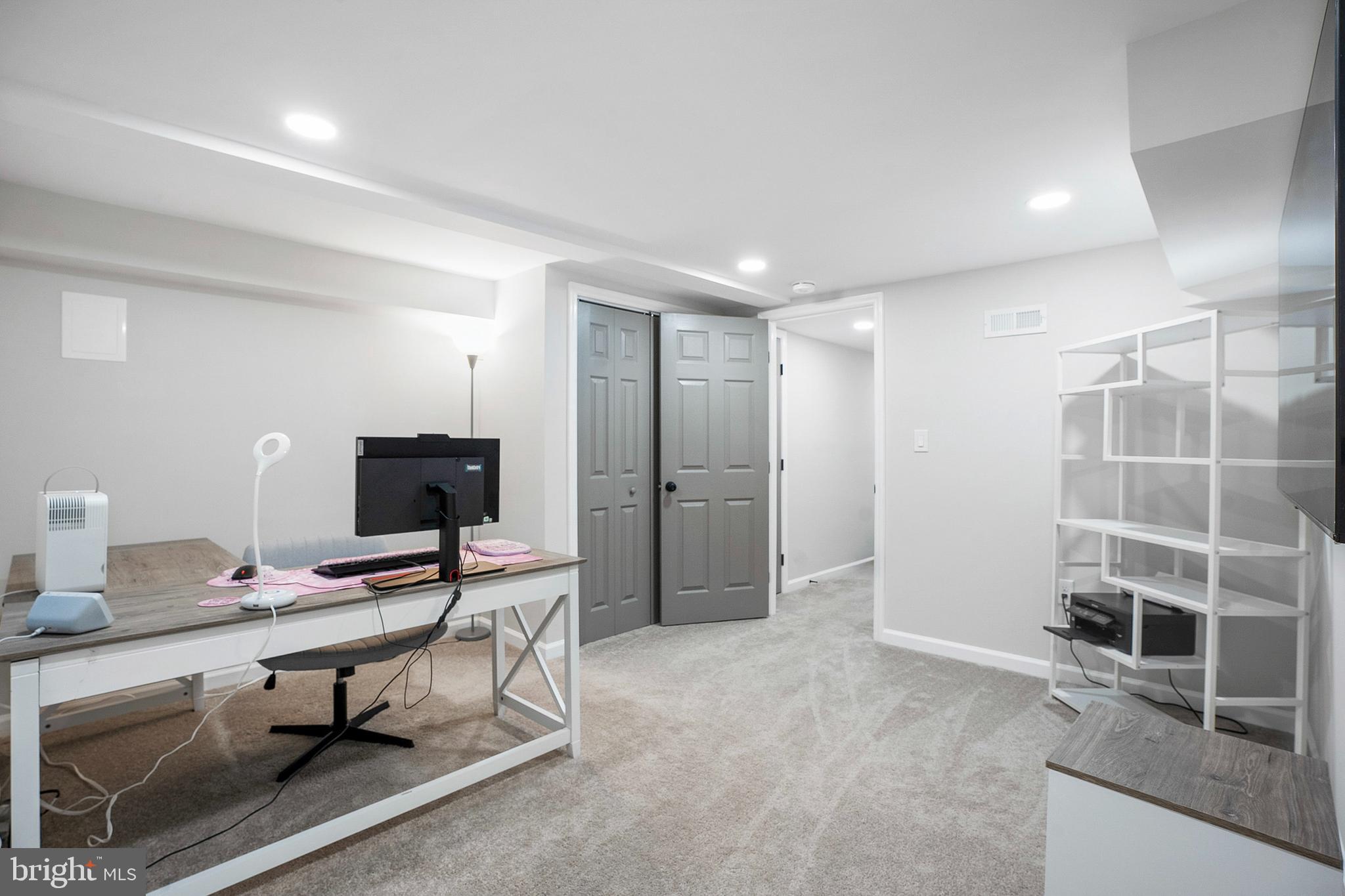 JOHNS HOPKINS - Residential