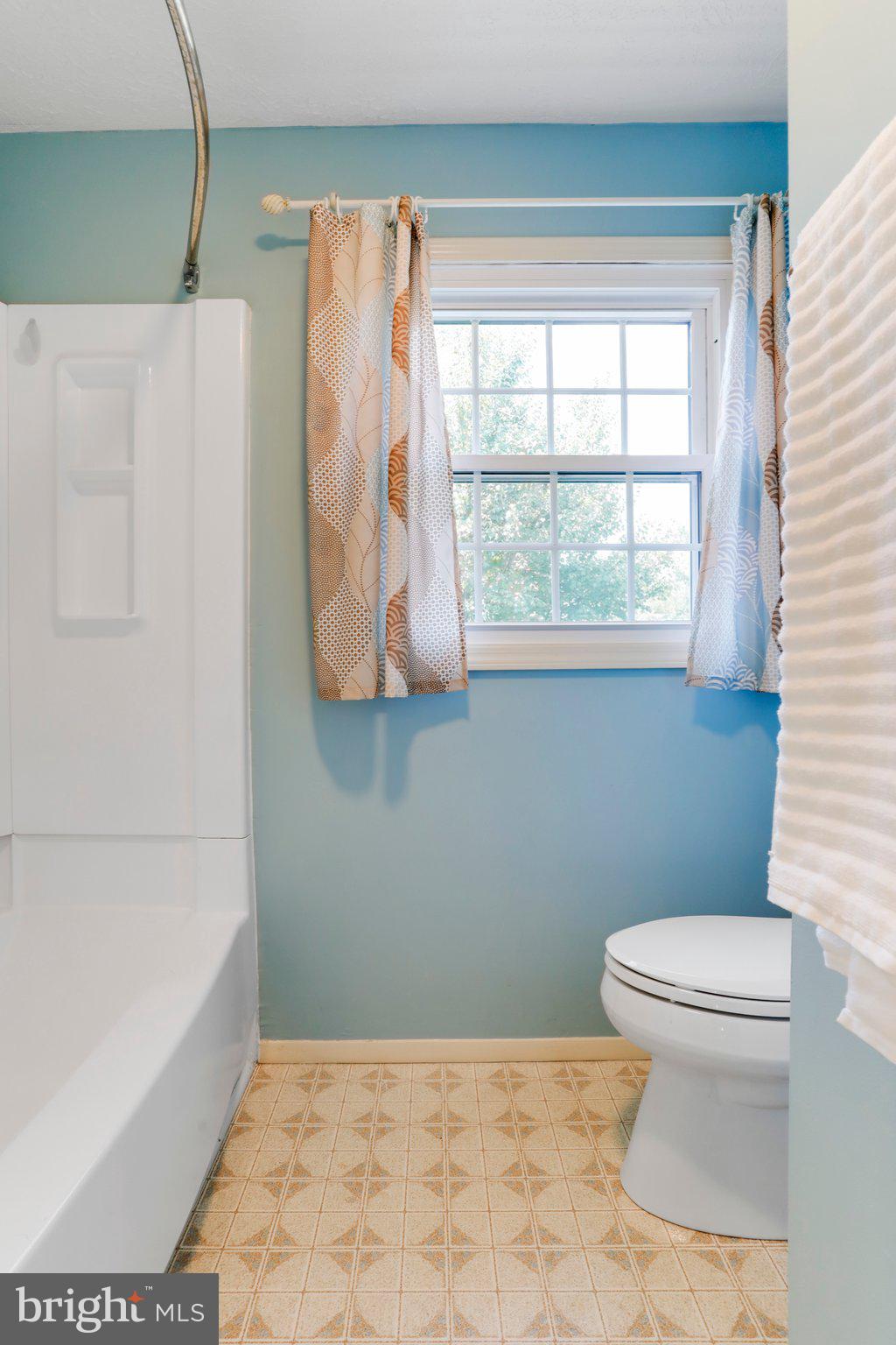 FOUNTAIN ROCK MANOR - Residential