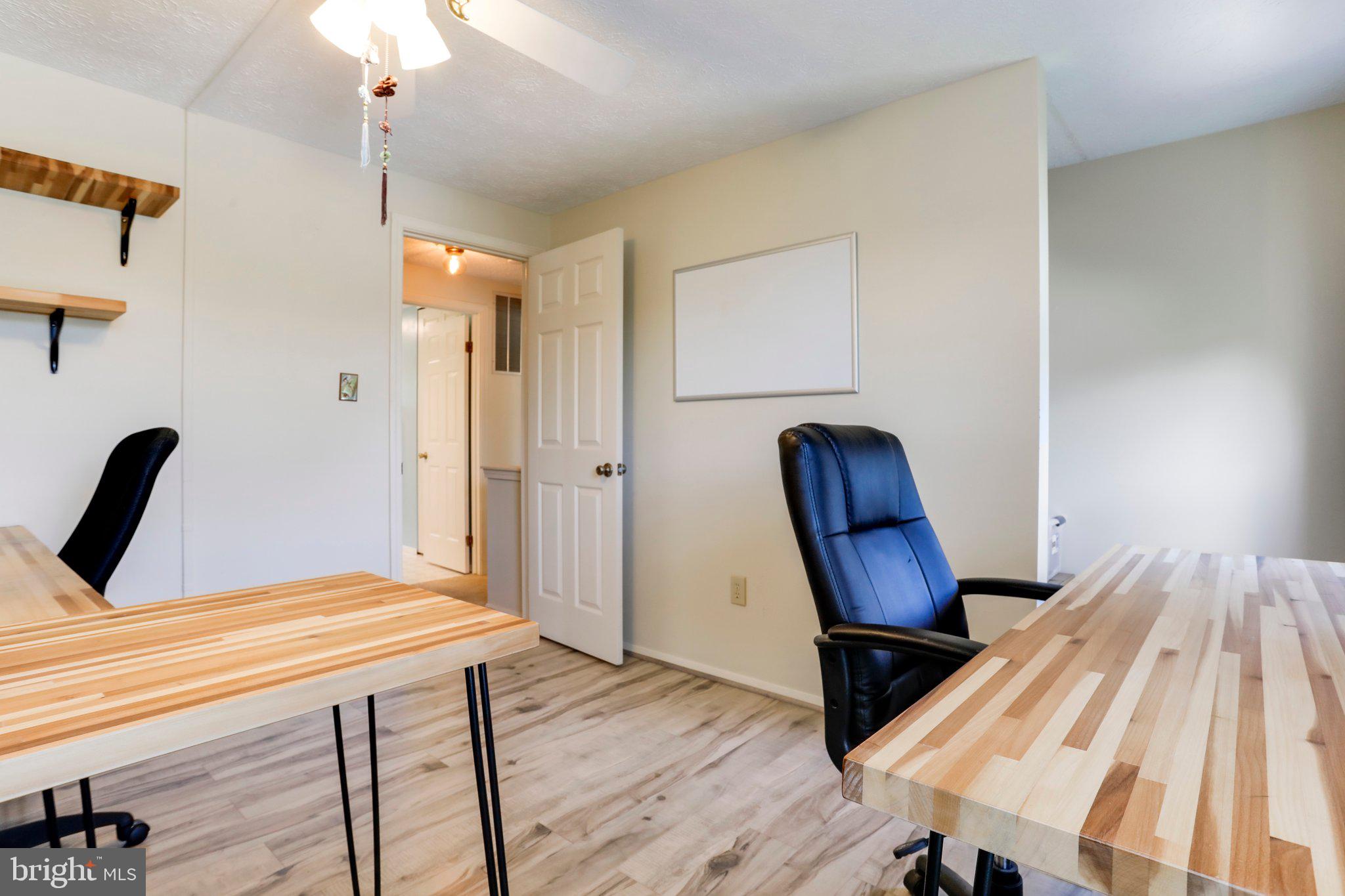 FOUNTAIN ROCK MANOR - Residential