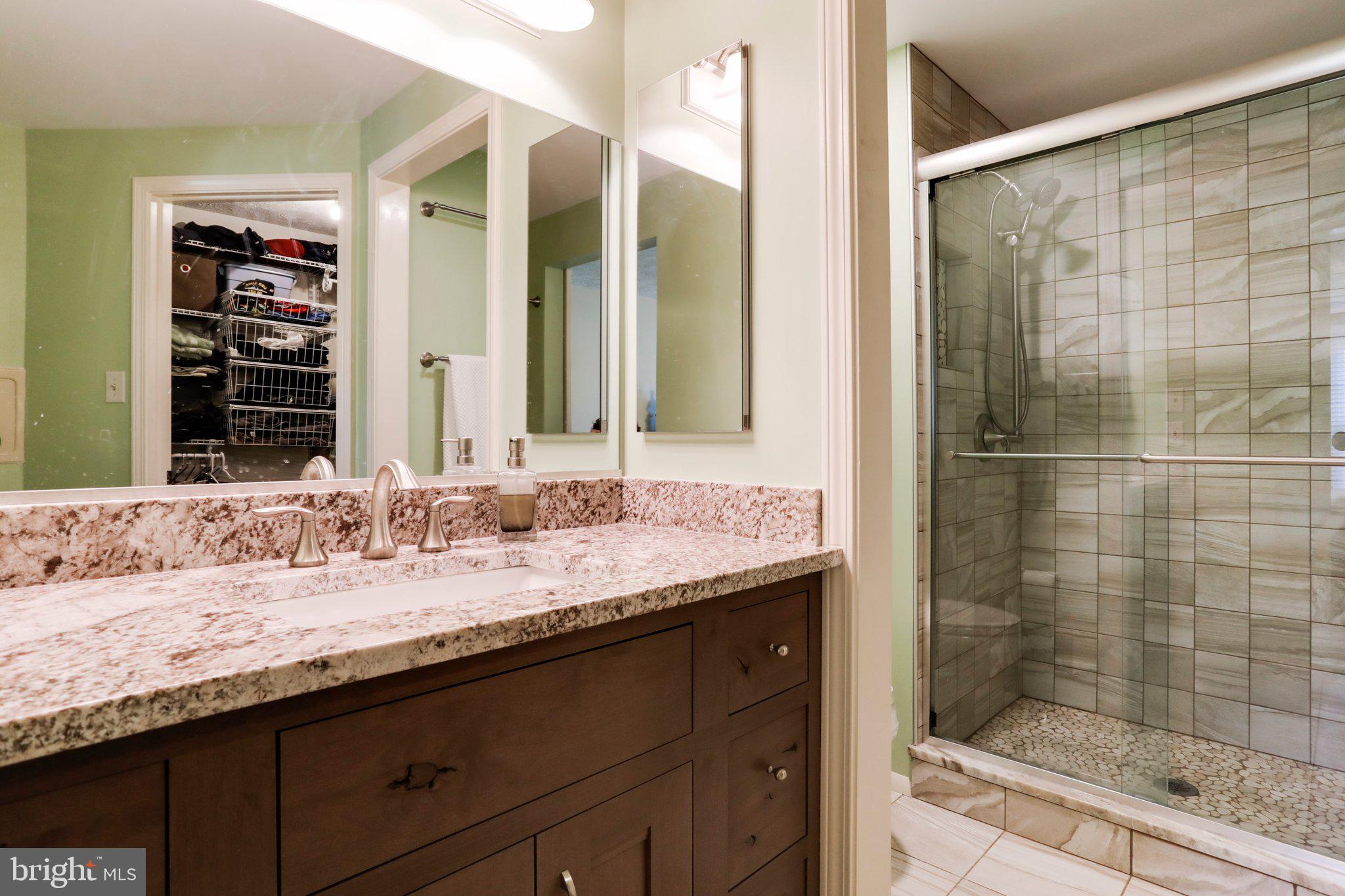 FOUNTAIN ROCK MANOR - Residential