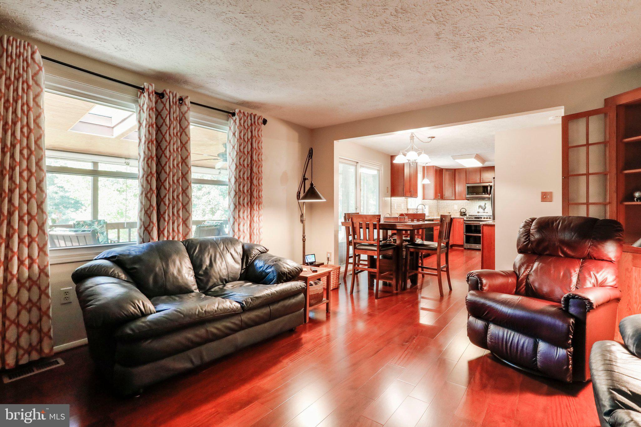 FOUNTAIN ROCK MANOR - Residential