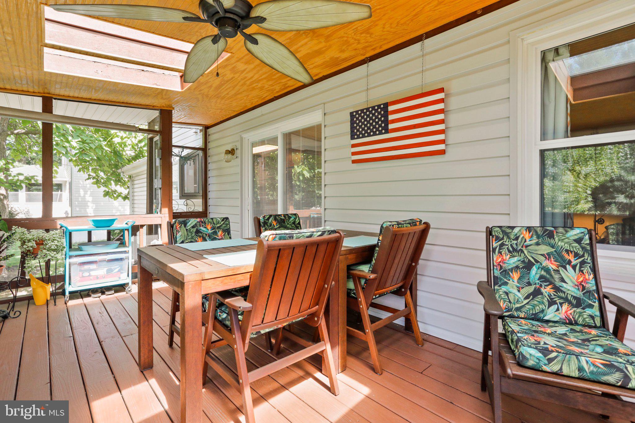 FOUNTAIN ROCK MANOR - Residential