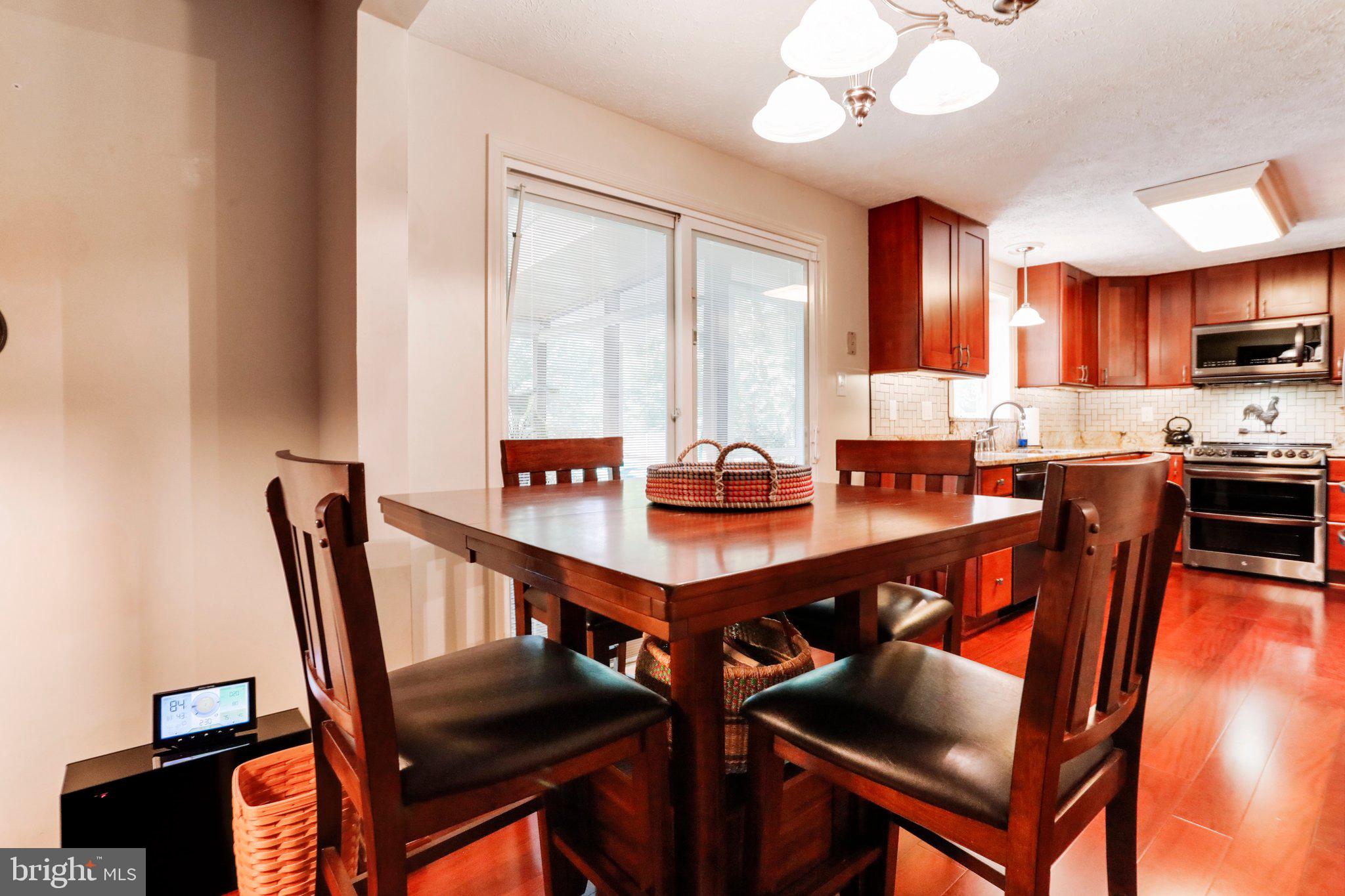 FOUNTAIN ROCK MANOR - Residential