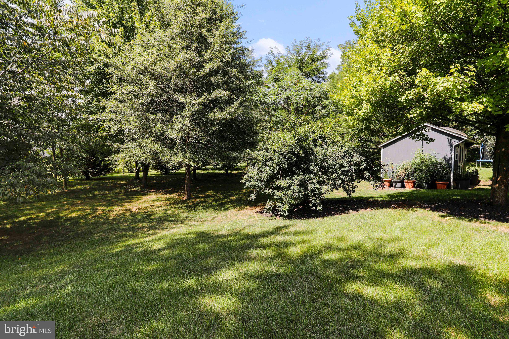 FOUNTAIN ROCK MANOR - Residential