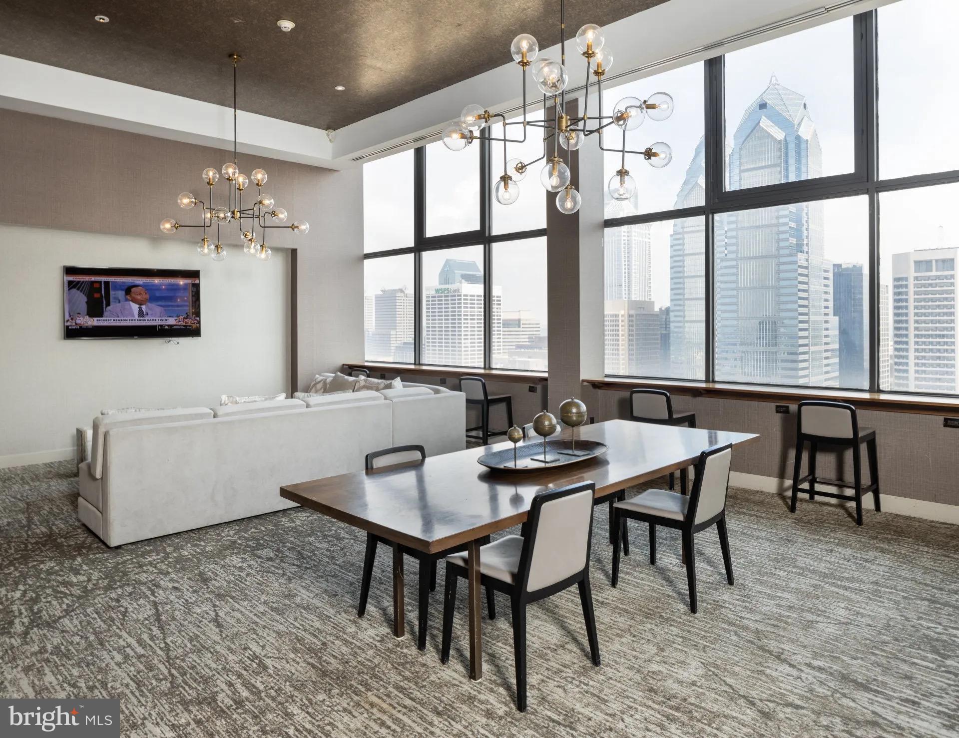 CENTER CITY - Residential Lease