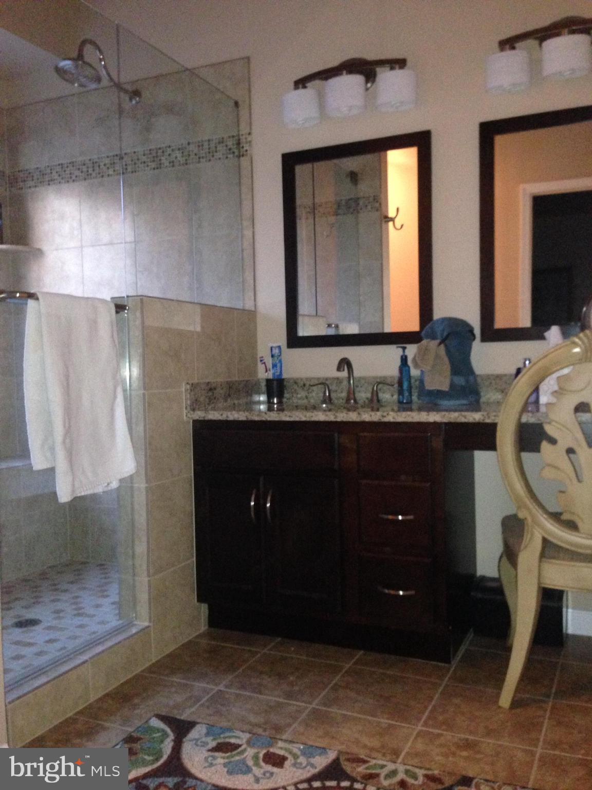 HOLLEYBROOKE - Residential