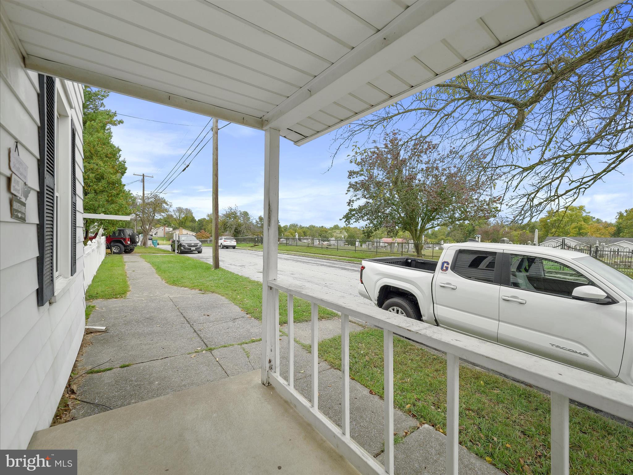 24 W CEMETERY STREET