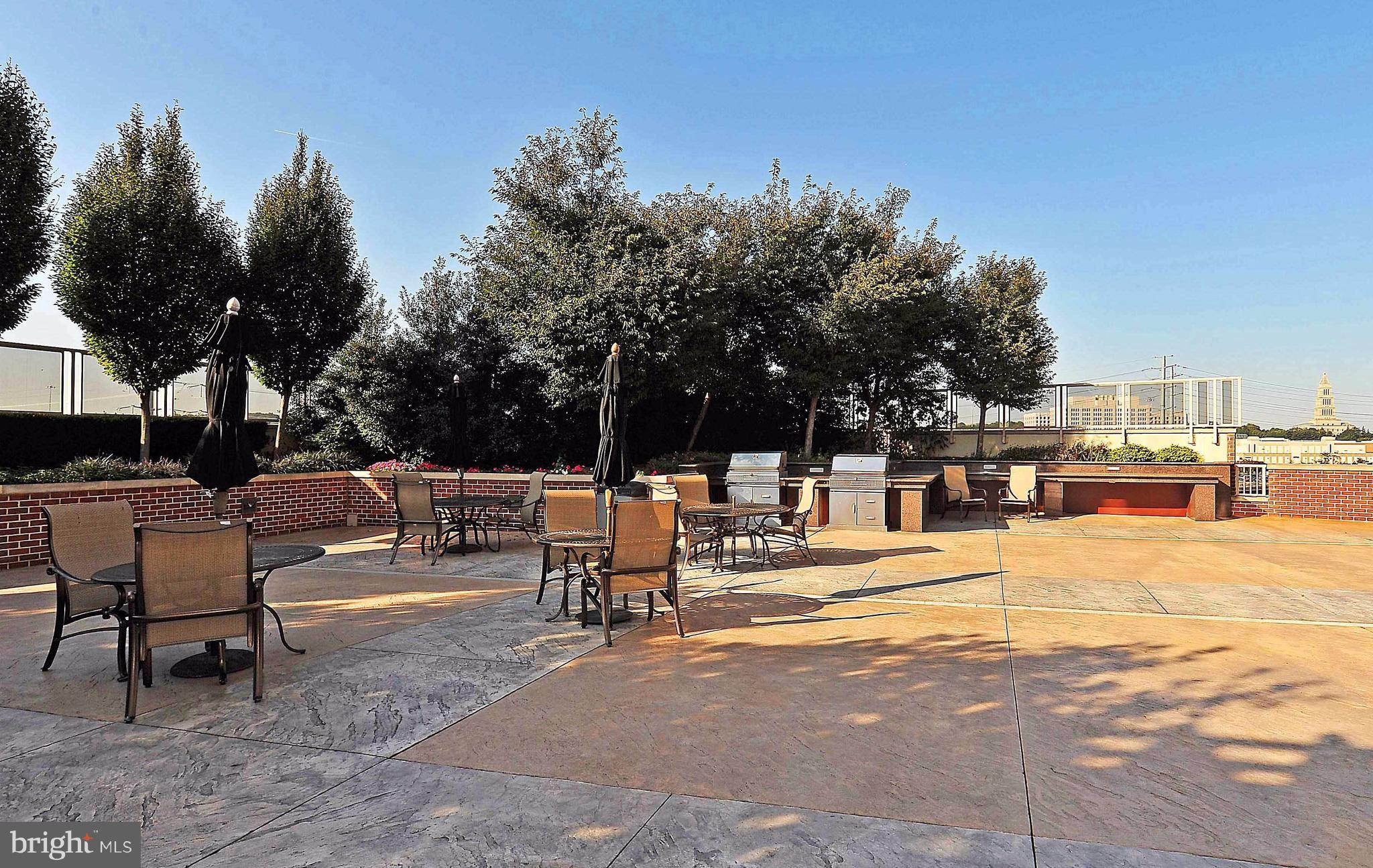 MIDTOWN ALEXANDRIA STATION CONDOMINIUM - Residential