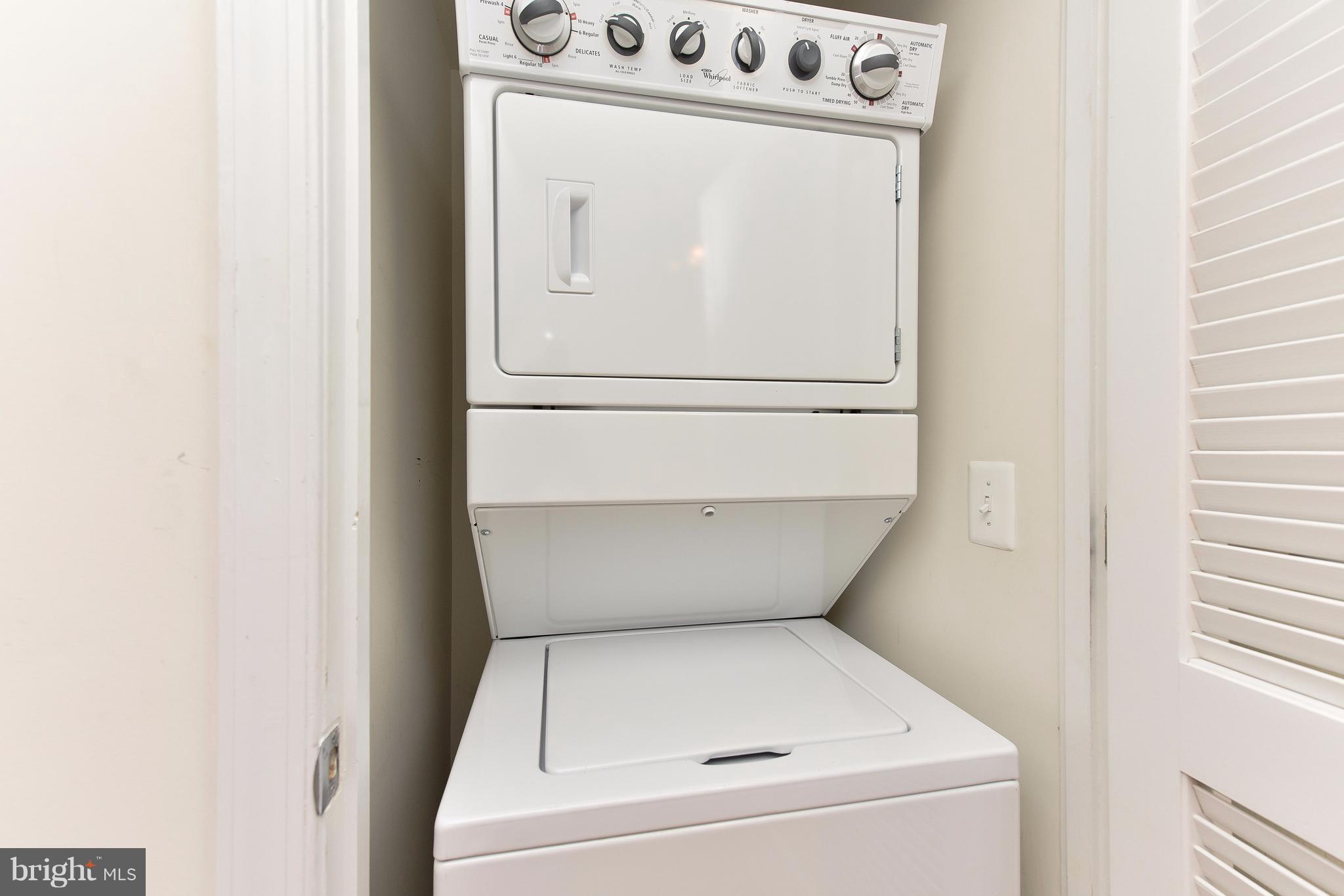 MIDTOWN ALEXANDRIA STATION CONDOMINIUM - Residential