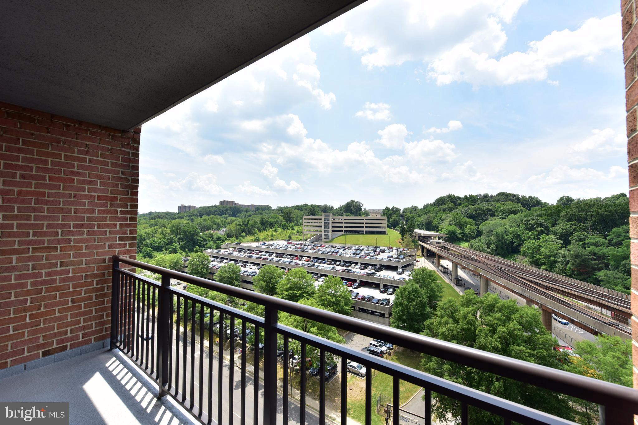 MIDTOWN ALEXANDRIA STATION CONDOMINIUM - Residential