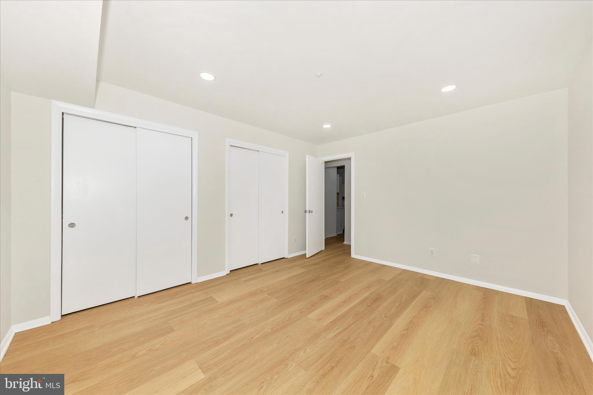 WILLOW WOOD - Residential Lease