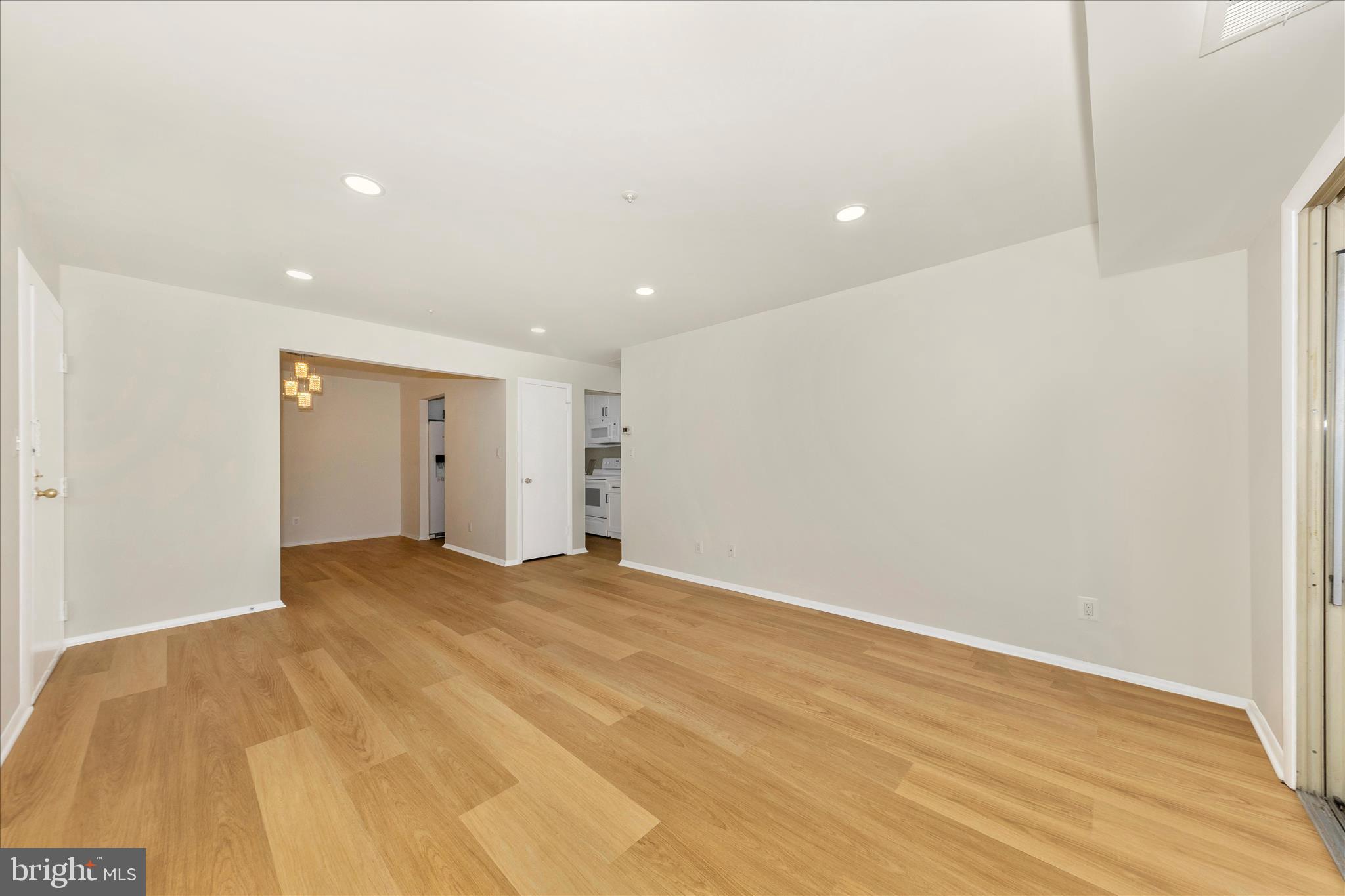 WILLOW WOOD - Residential Lease