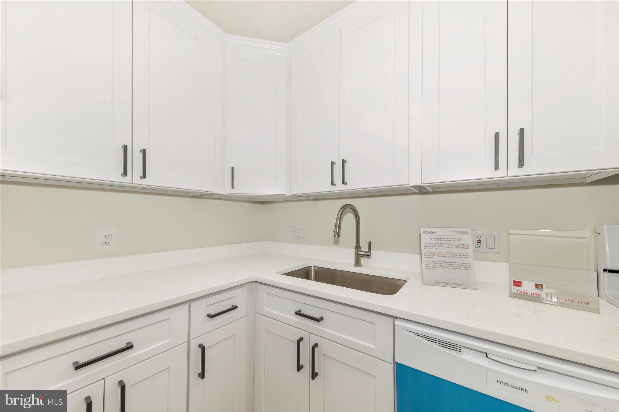 WILLOW WOOD - Residential Lease