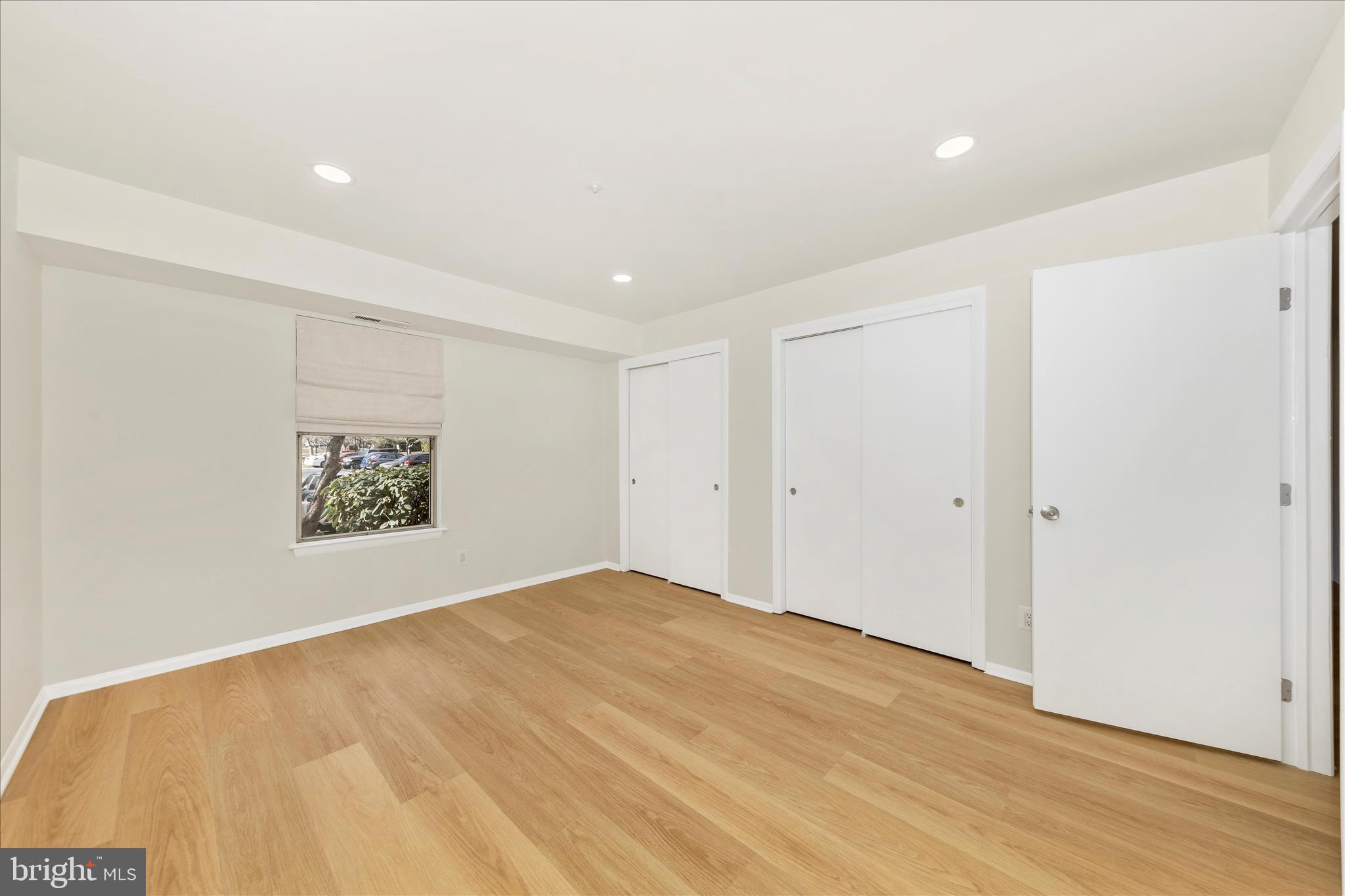 WILLOW WOOD - Residential Lease