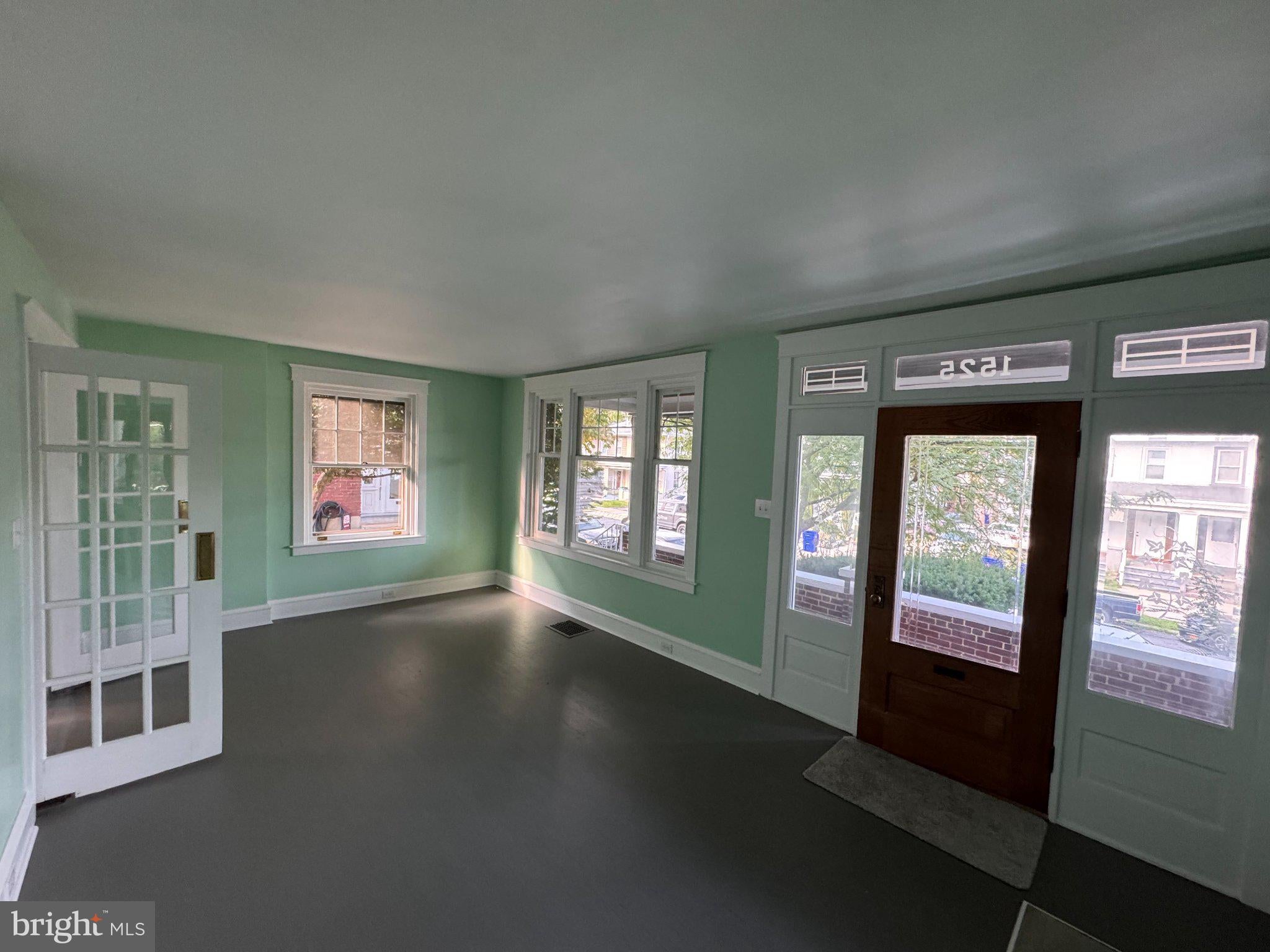 1525 N 14TH STREET