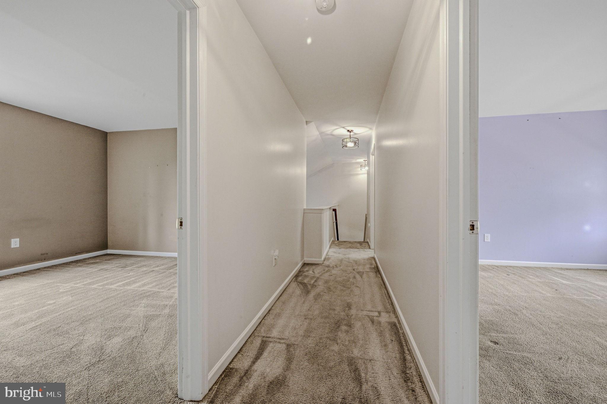 LAMBORN HUNT - Residential