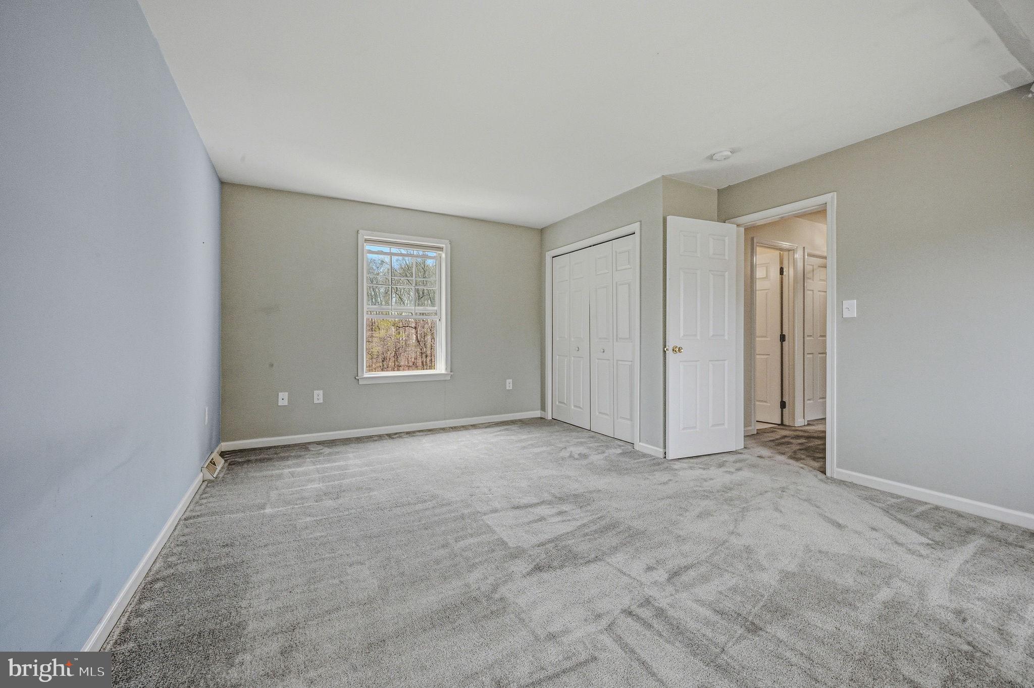 LAMBORN HUNT - Residential