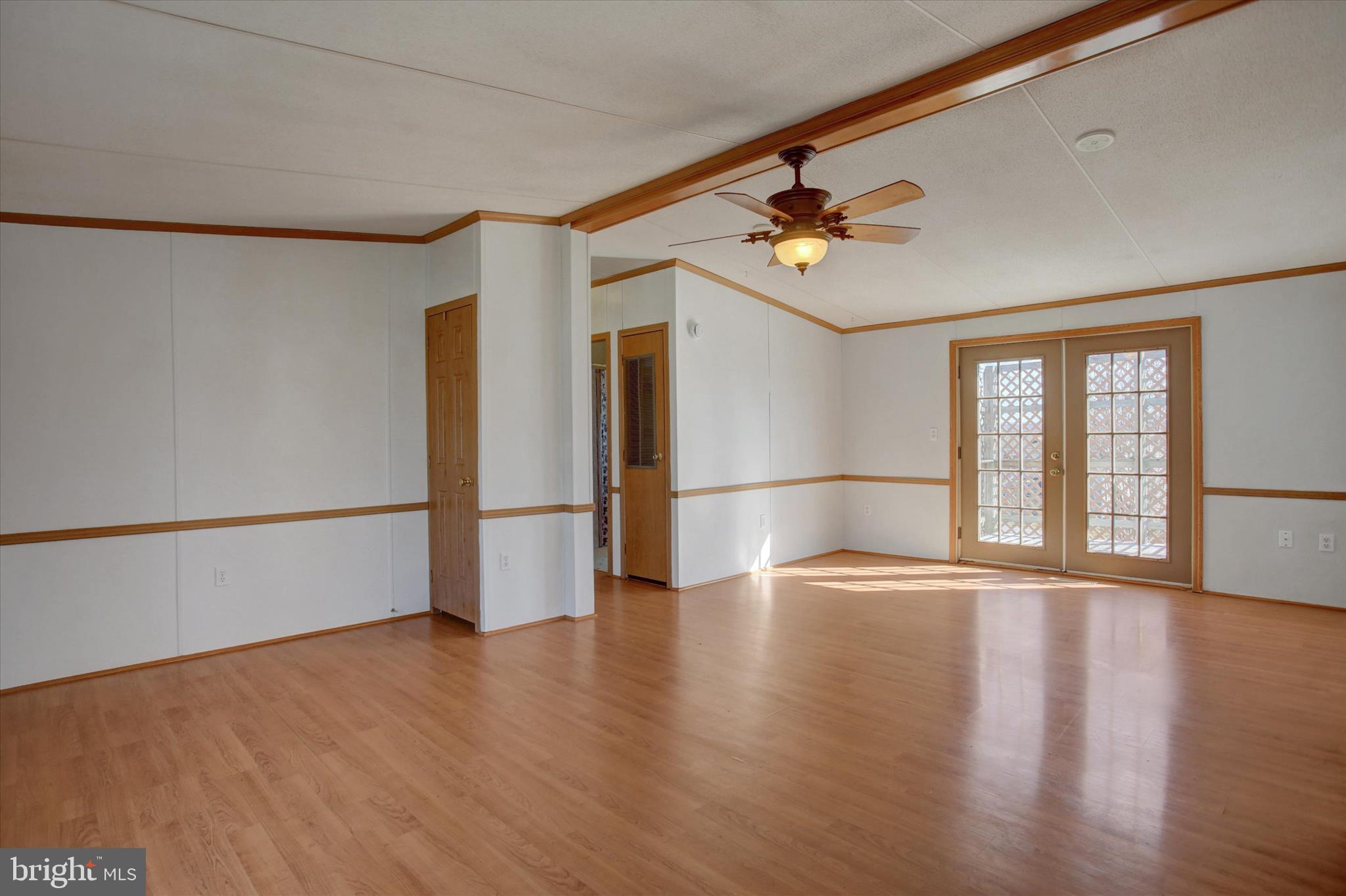 HIGHLAND MANOR - Residential