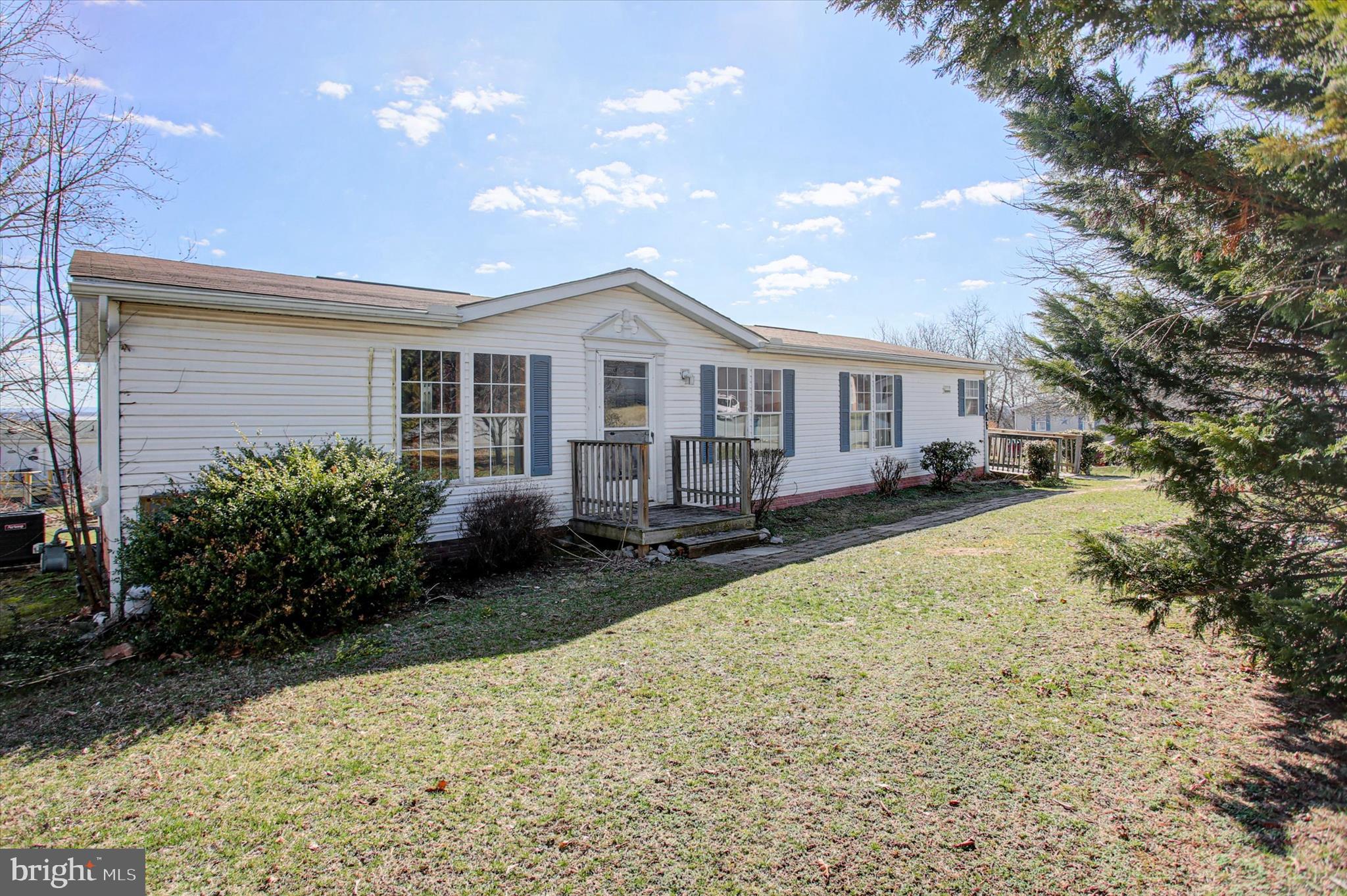 HIGHLAND MANOR - Residential