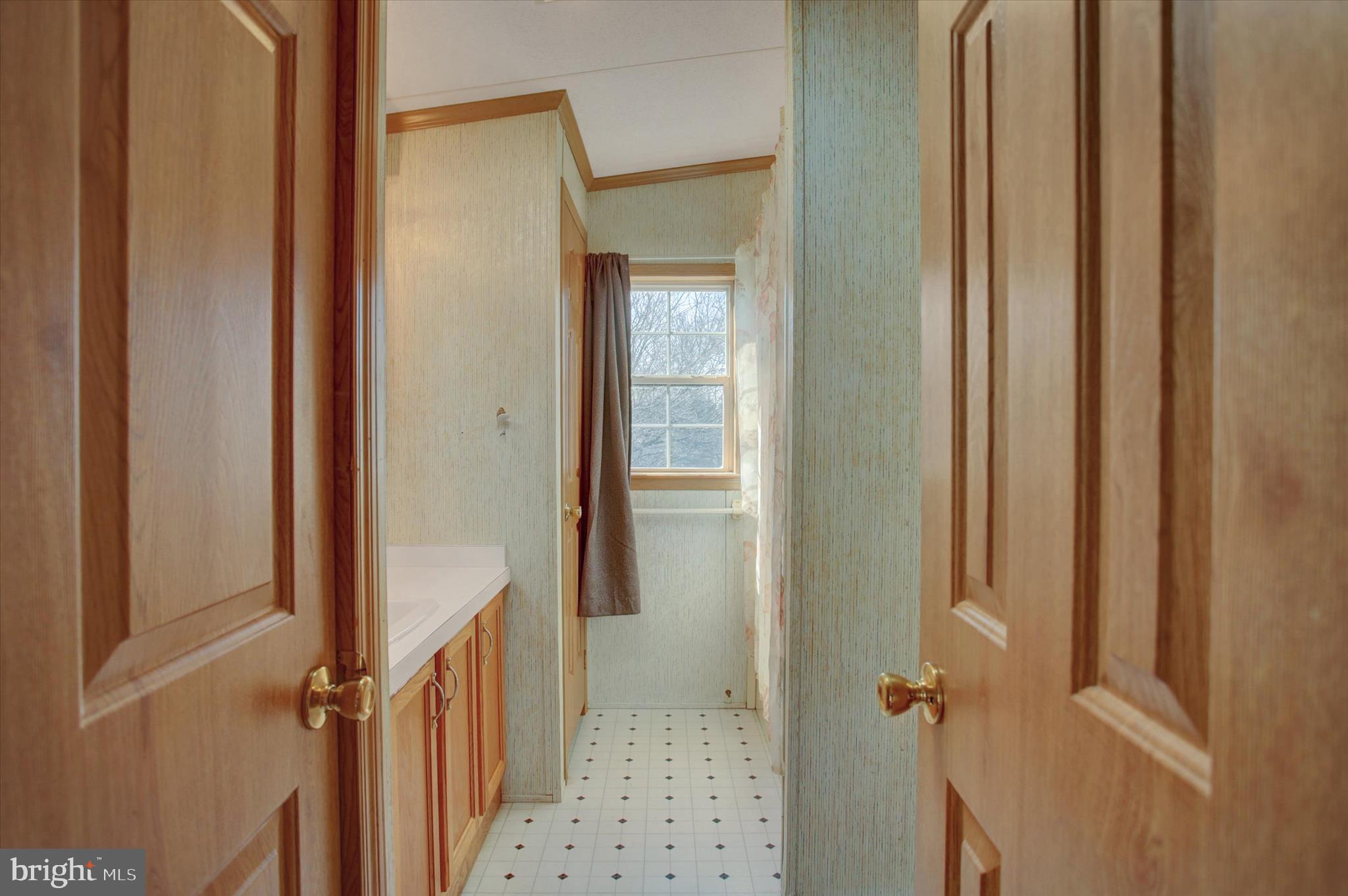 HIGHLAND MANOR - Residential