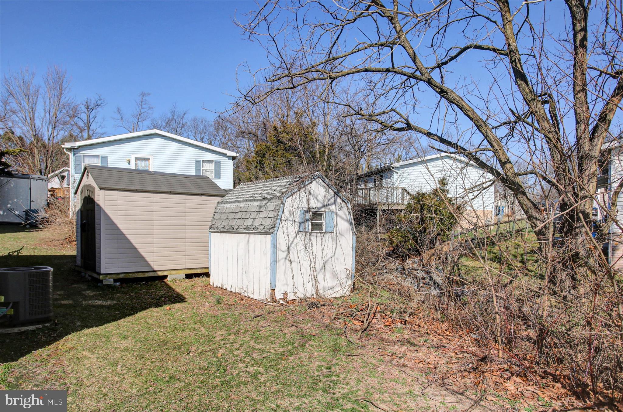 HIGHLAND MANOR - Residential