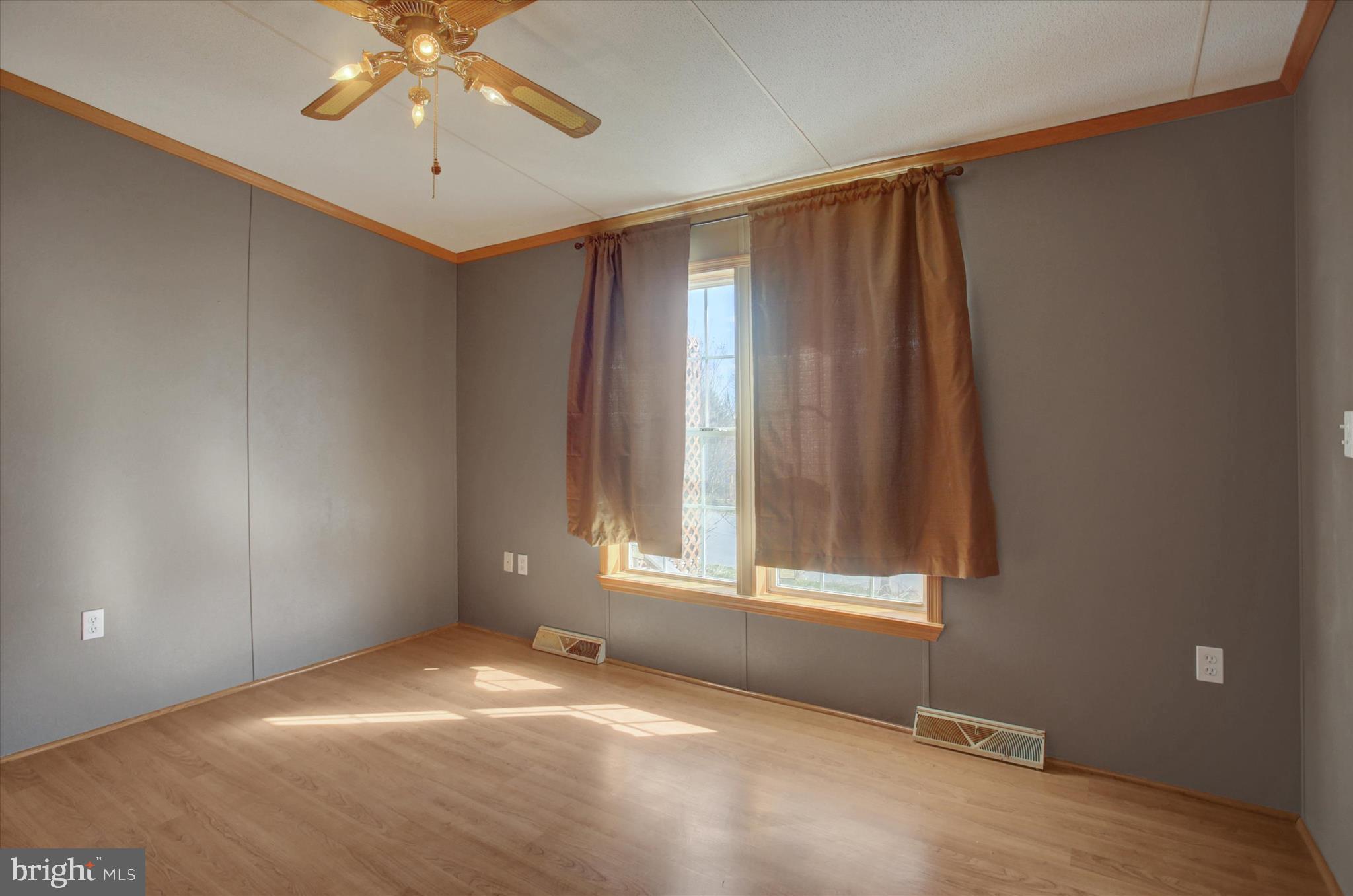 HIGHLAND MANOR - Residential