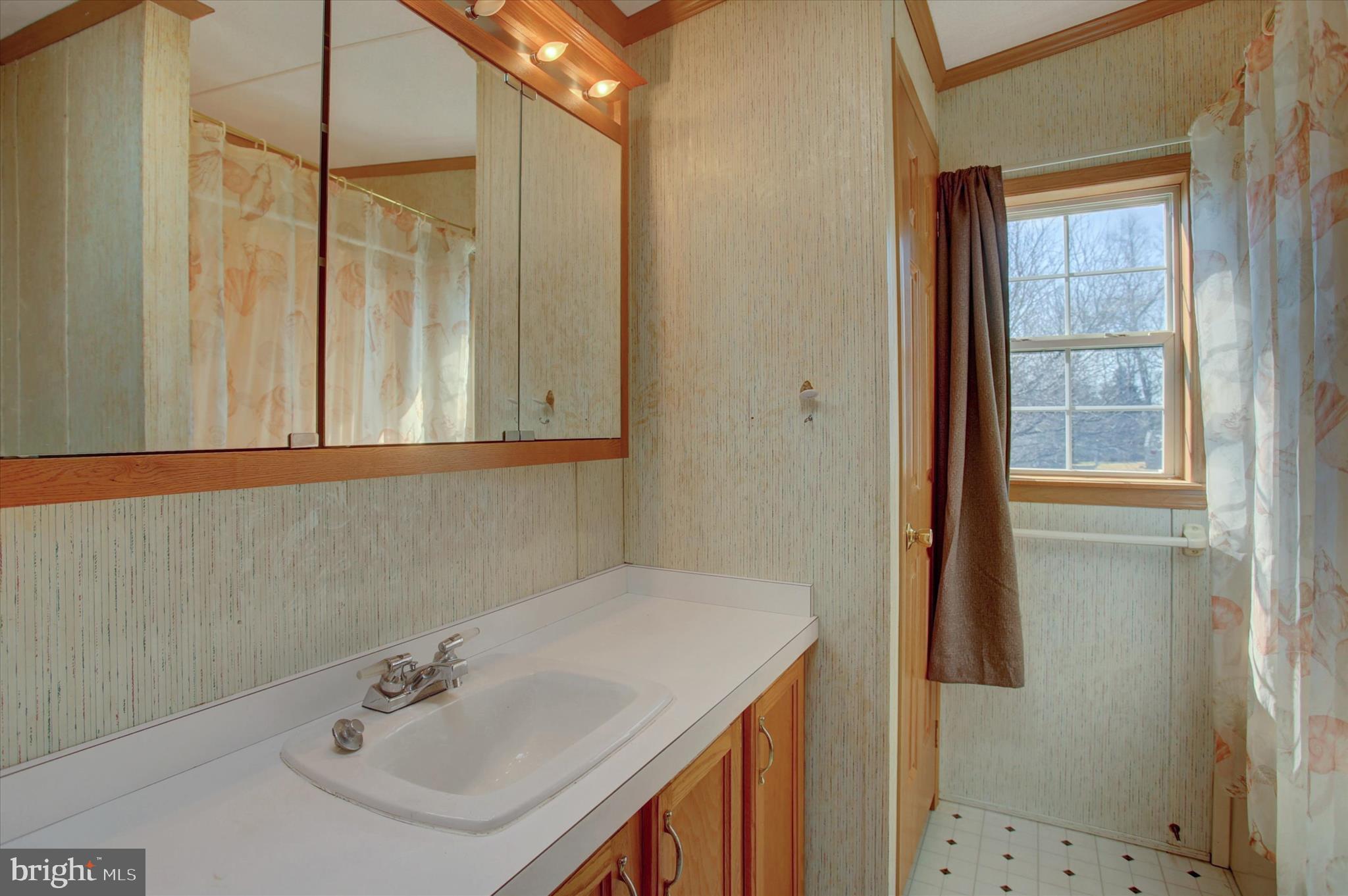 HIGHLAND MANOR - Residential