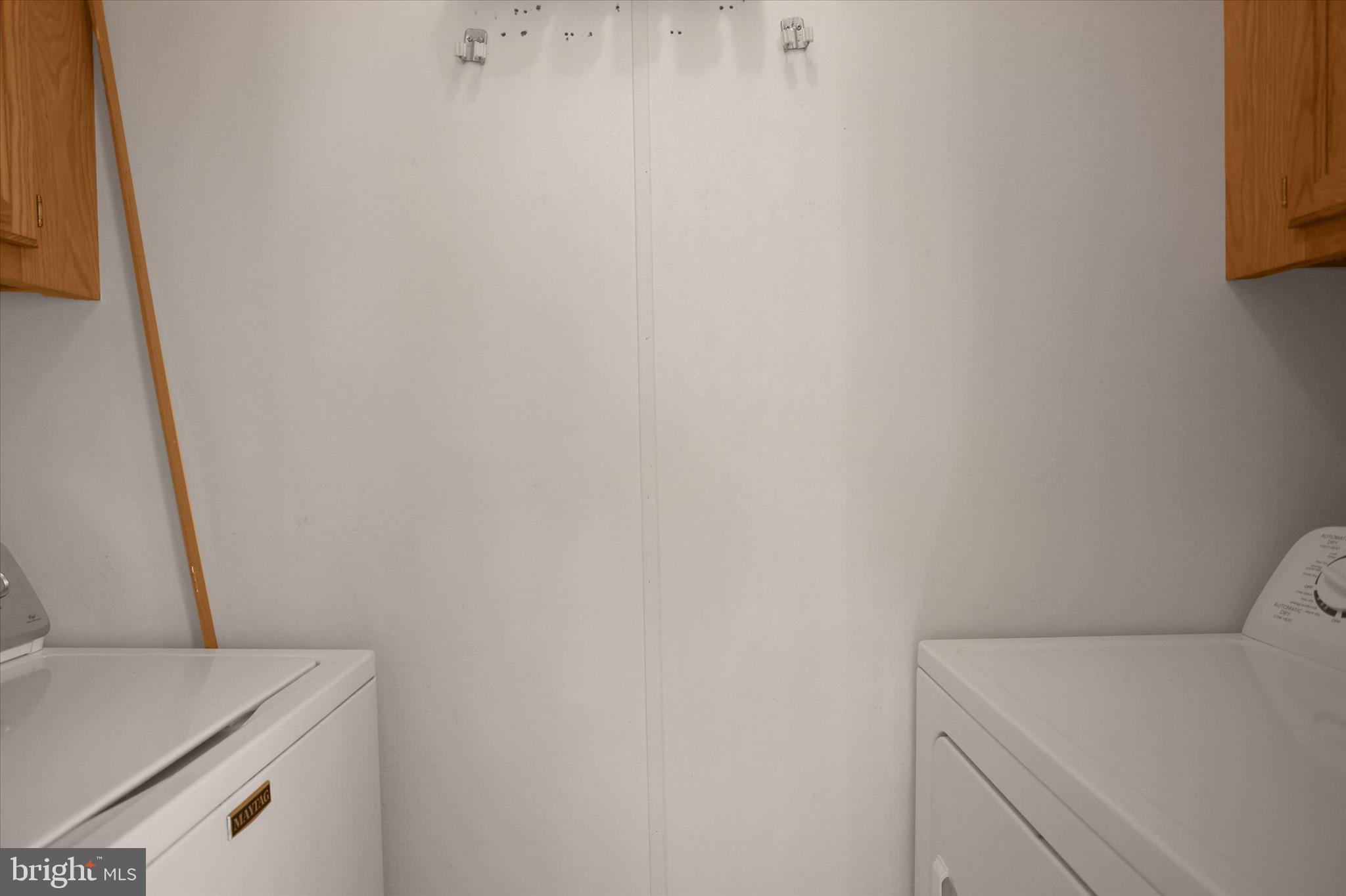 HIGHLAND MANOR - Residential