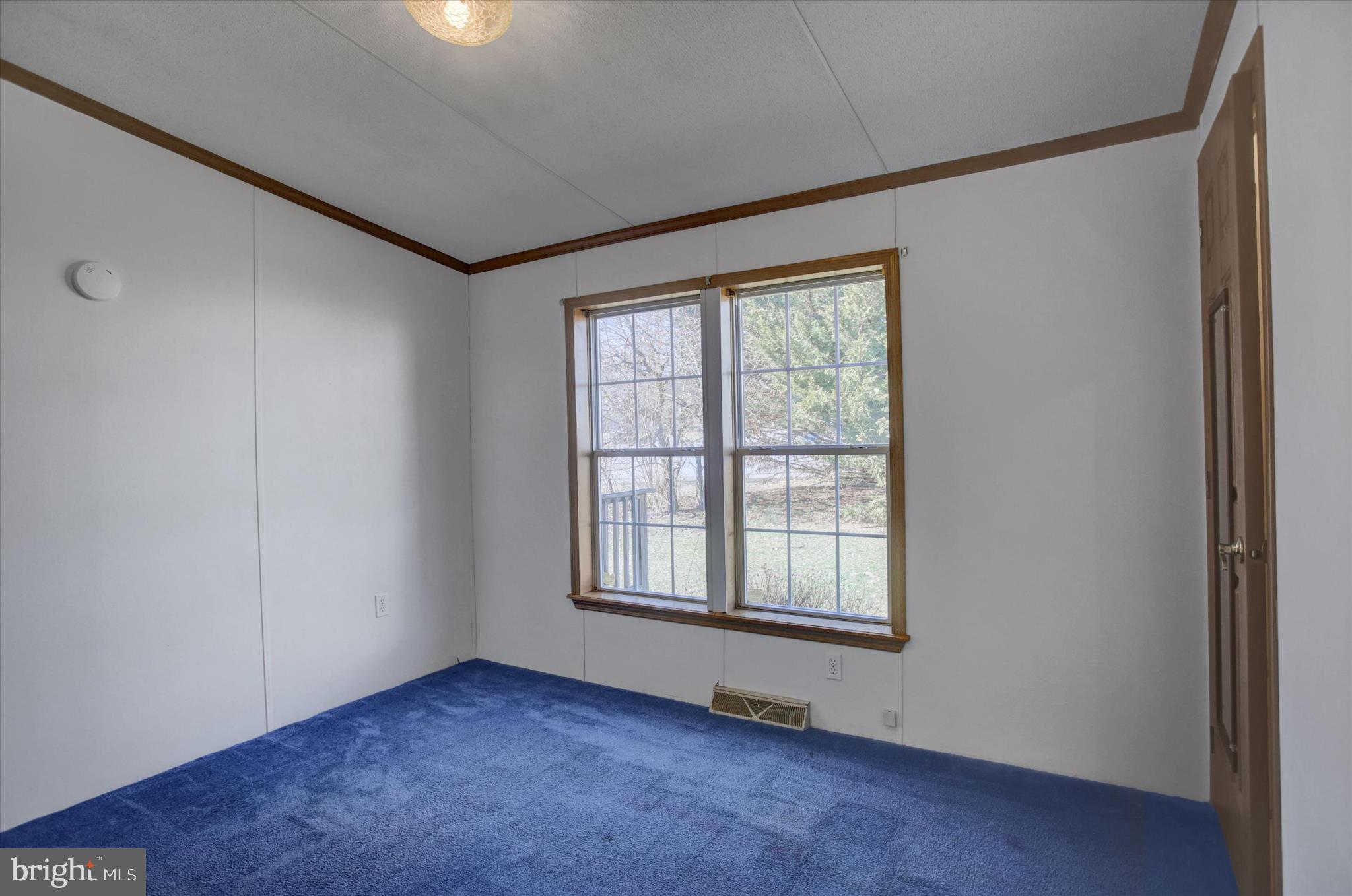 HIGHLAND MANOR - Residential