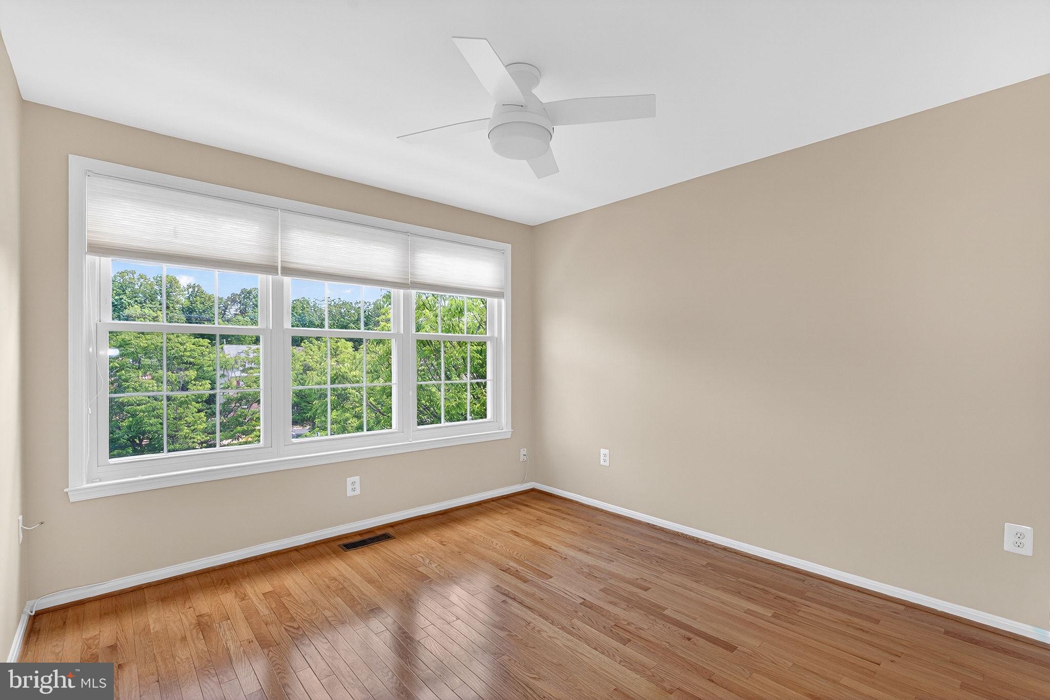 KINGSTOWNE - Residential