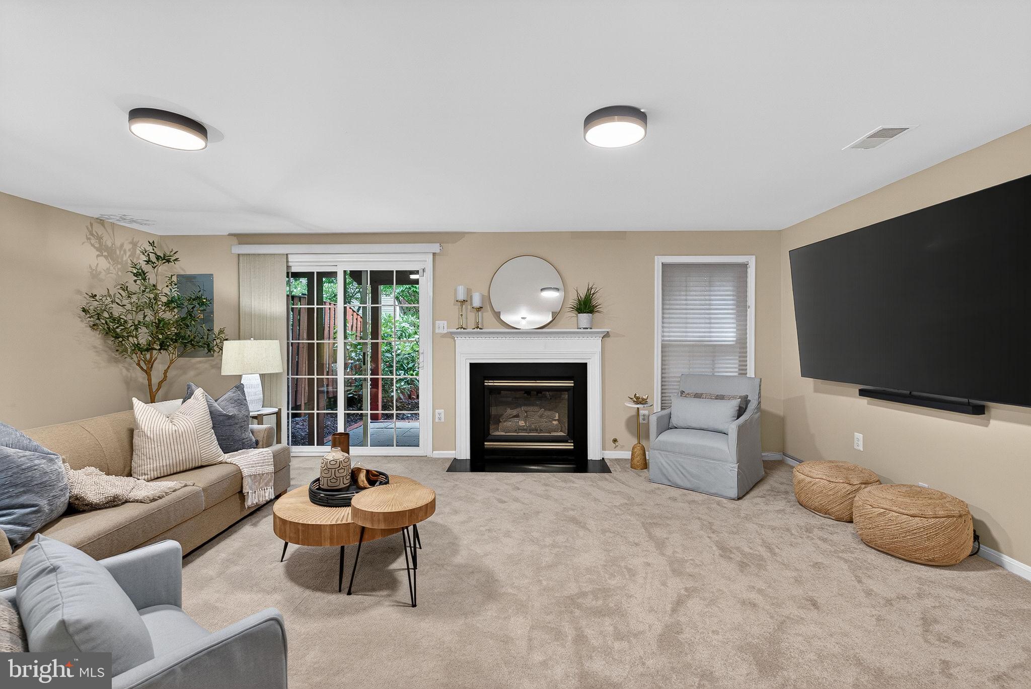 KINGSTOWNE - Residential