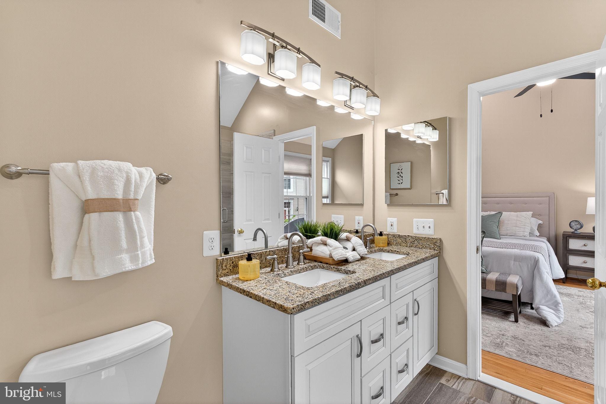 KINGSTOWNE - Residential