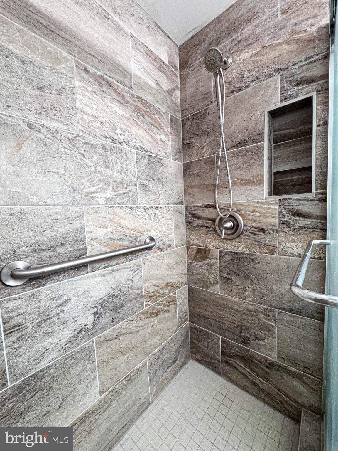 SHENANDOAH RETREAT - Residential