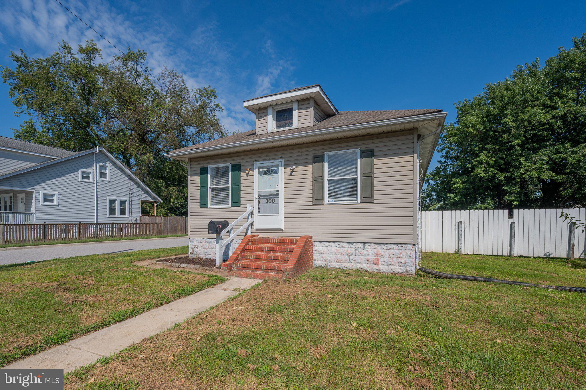 300 DORIS AVENUE