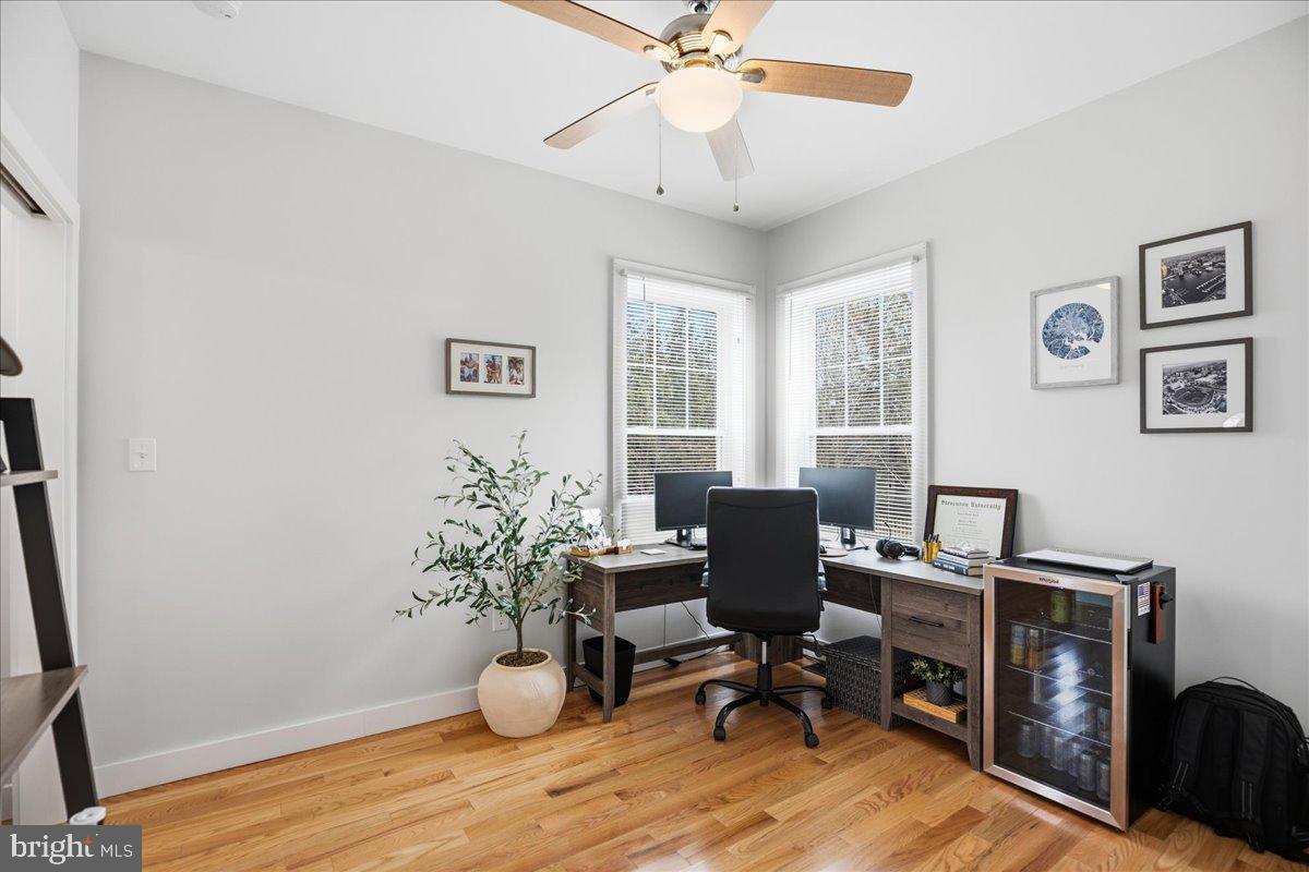 EDGEWATER - Residential