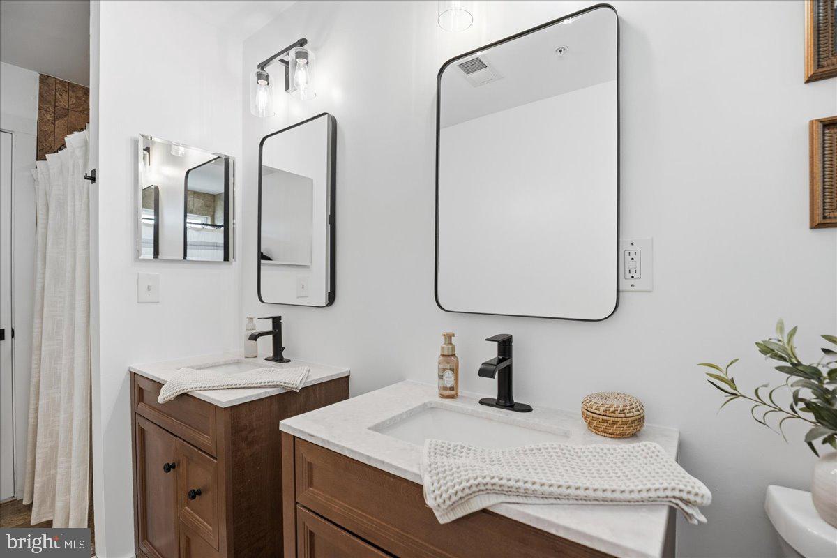 EDGEWATER - Residential