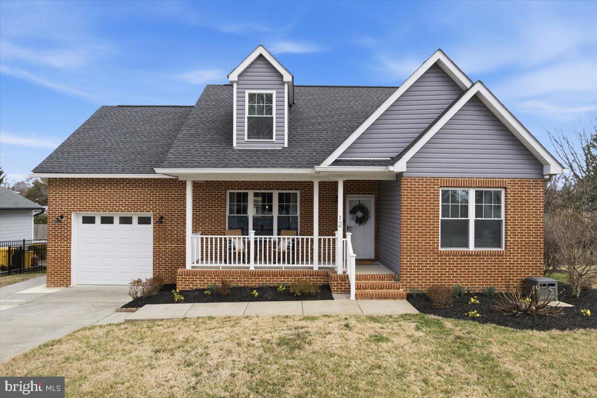 EDGEWATER - Residential