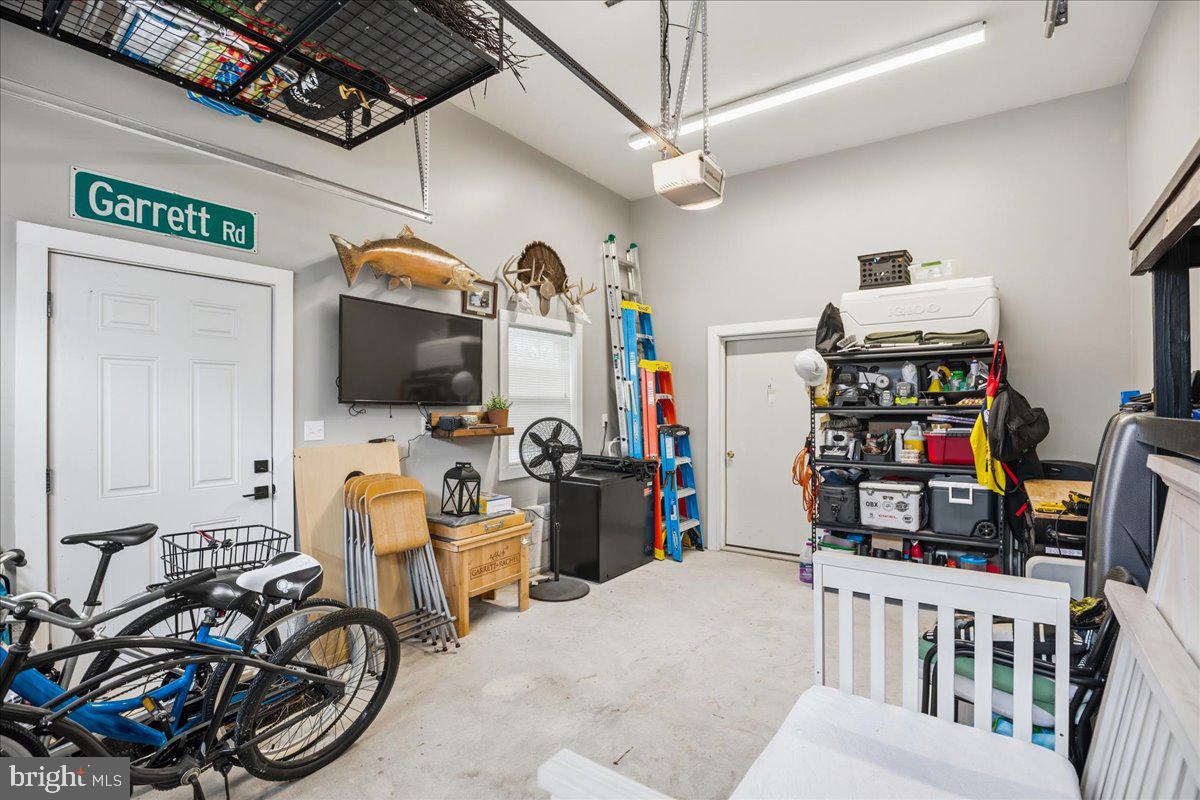 EDGEWATER - Residential